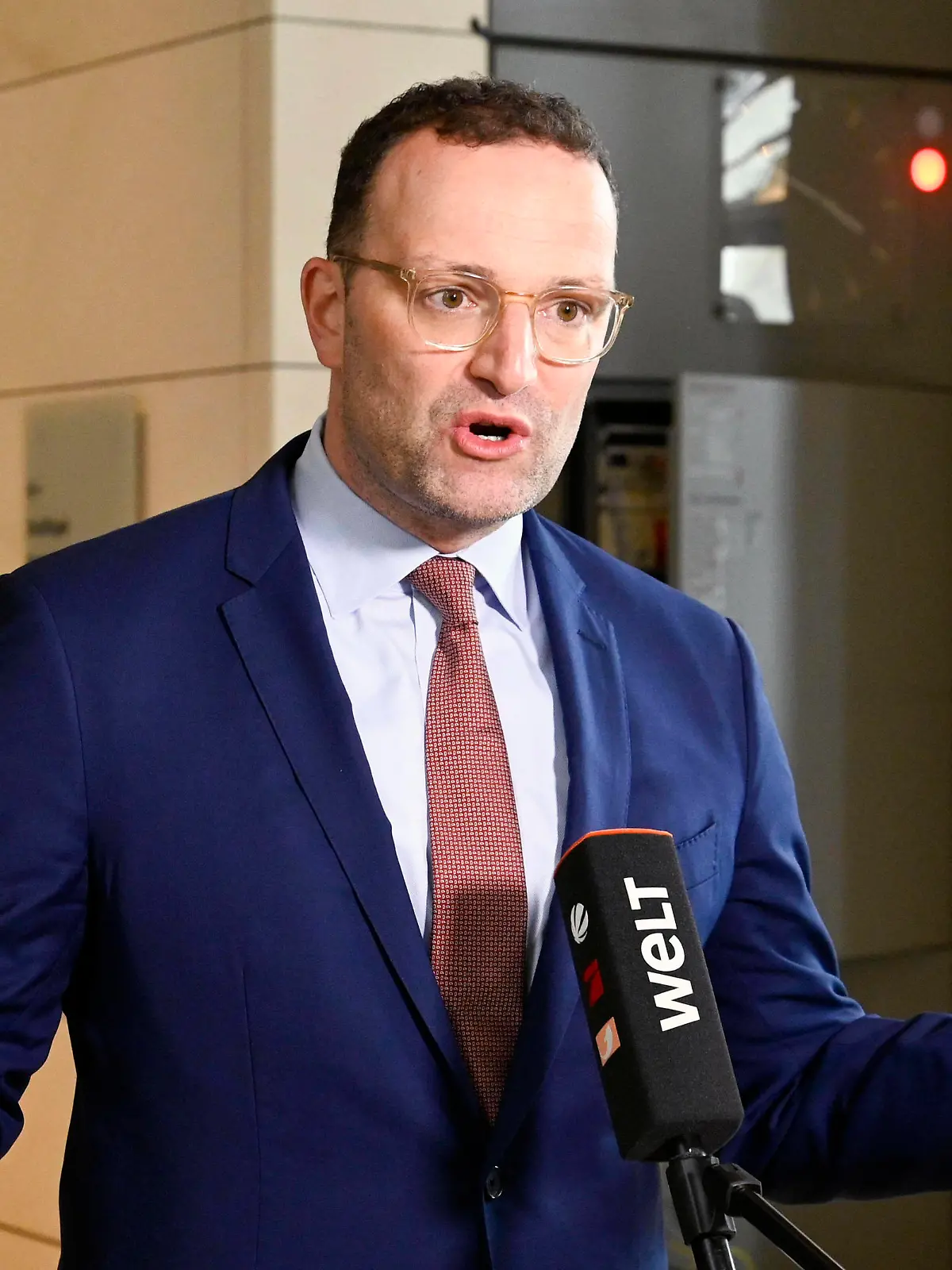  Jens Spahn bei einem Pressestatement am Rande der 46. Sitzung des Deutschen Bundestages im Reichstagsgebäude. Berlin, 06.07.2022 *** Jens Spahn during a press statement on the sidelines of the 46 session of the German Bundestag in the Reichstag building Berlin, 06 07 2022 Foto:xF.xKernx/xFuturexImage