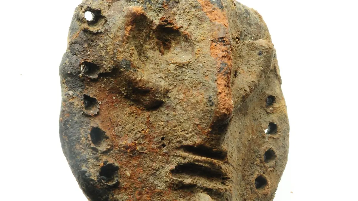EINZIGARTIGE STATUETTE STELLT WISSENSCHAFT VOR RÄTSEL
