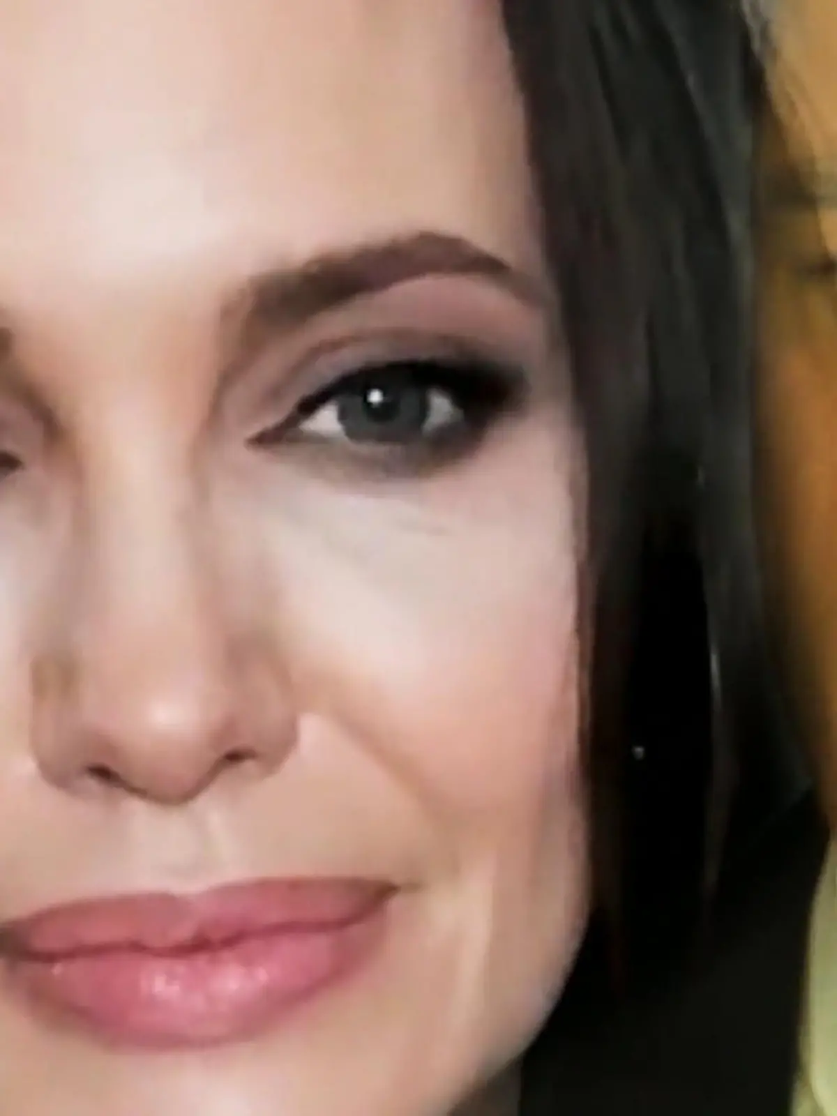 Bild zu: "Angelina Jolie glaubt an zweite Chancen"