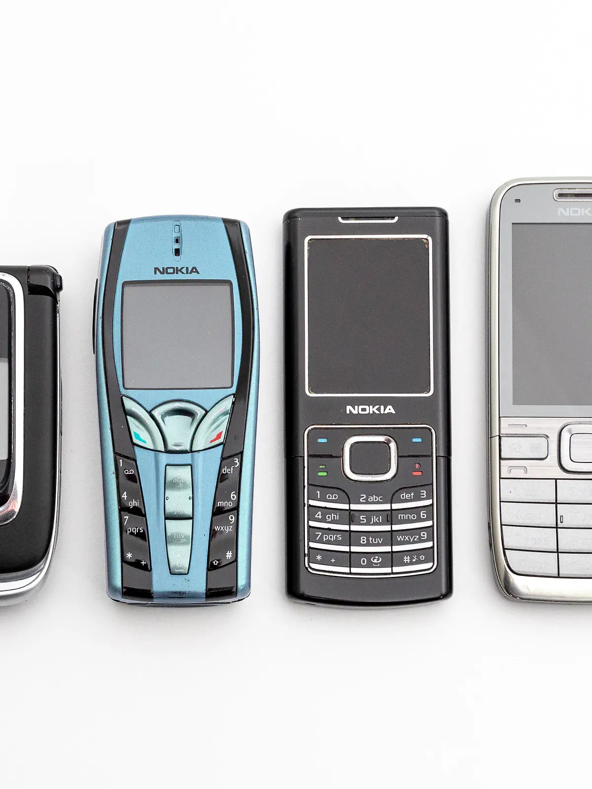 Nokia mobile phone, Model 6131, 7250i, 6500c, E52-1. (CTK Photo/Marketa Hofmanova)