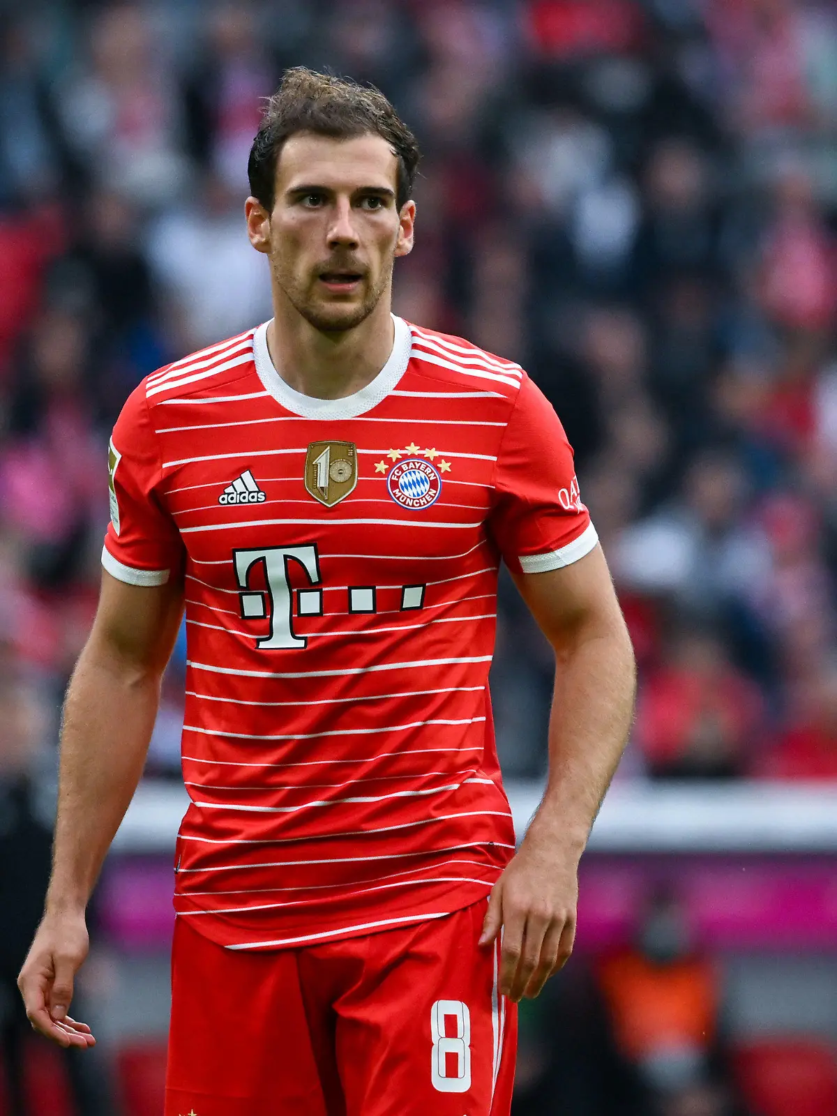 ARCHIV - 08.05.2022, Bayern, München: Fußball: Bundesliga, Bayern München - VfB Stuttgart, 33. Spieltag in der Allianz Arena. Leon Goretzka von München in Aktion. (zu: «Bayern-Star Goretzka: Dortmund «wieder unser Hauptkonkurrent»») Foto: Sven Hoppe/dpa - WICHTIGER HINWEIS: Gemäß den Vorgaben der DFL Deutsche Fußball Liga bzw. des DFB Deutscher Fußball-Bund ist es untersagt, in dem Stadion und/oder vom Spiel angefertigte Fotoaufnahmen in Form von Sequenzbildern und/oder videoähnlichen Fotostrecken zu verwerten bzw. verwerten zu lassen. +++ dpa-Bildfunk +++