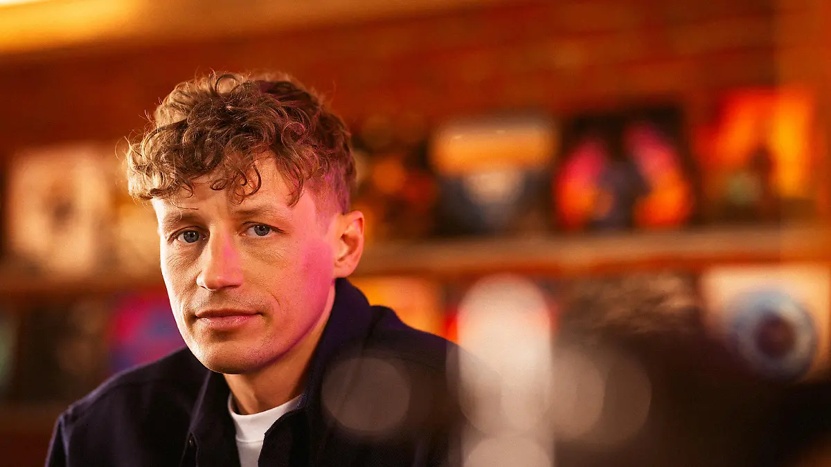 VOX sRGB Tim RTLDE SMS Tag 01-2252 01.jpg