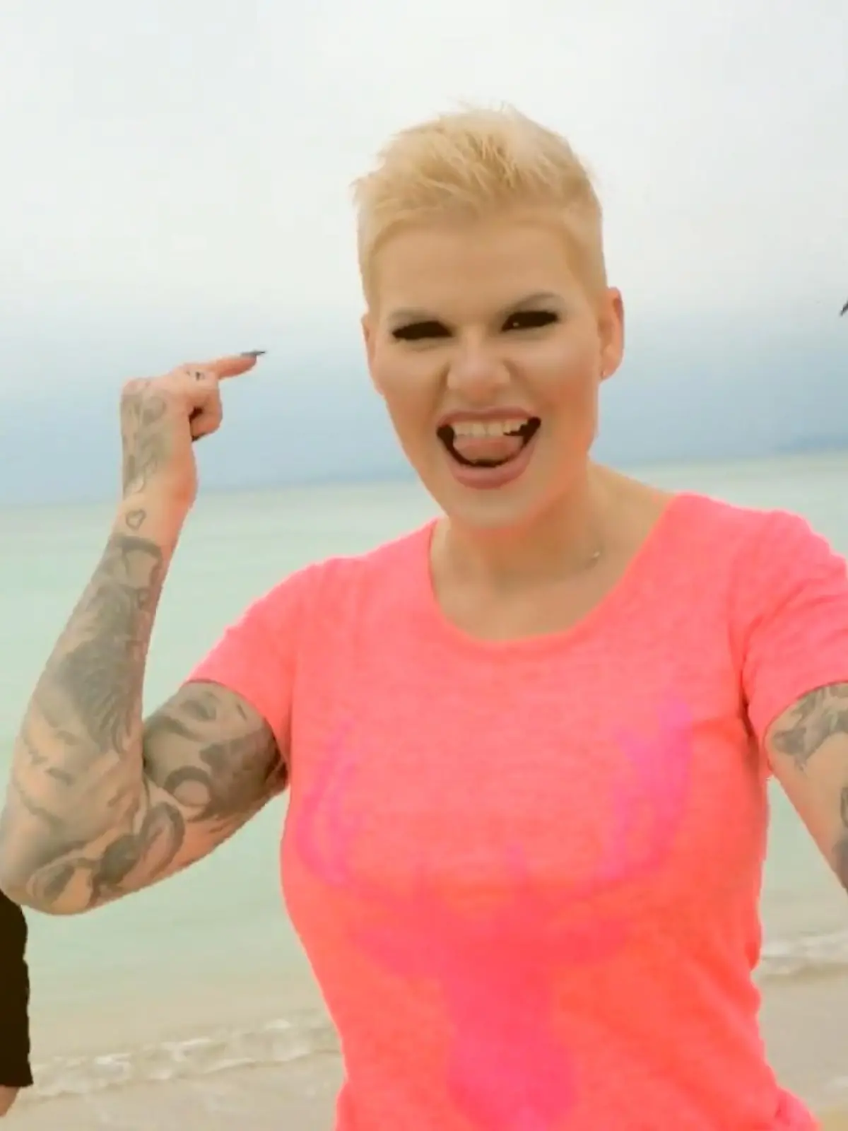 Bild zu: "Melanie Müller besingt Karl Lauterbach"