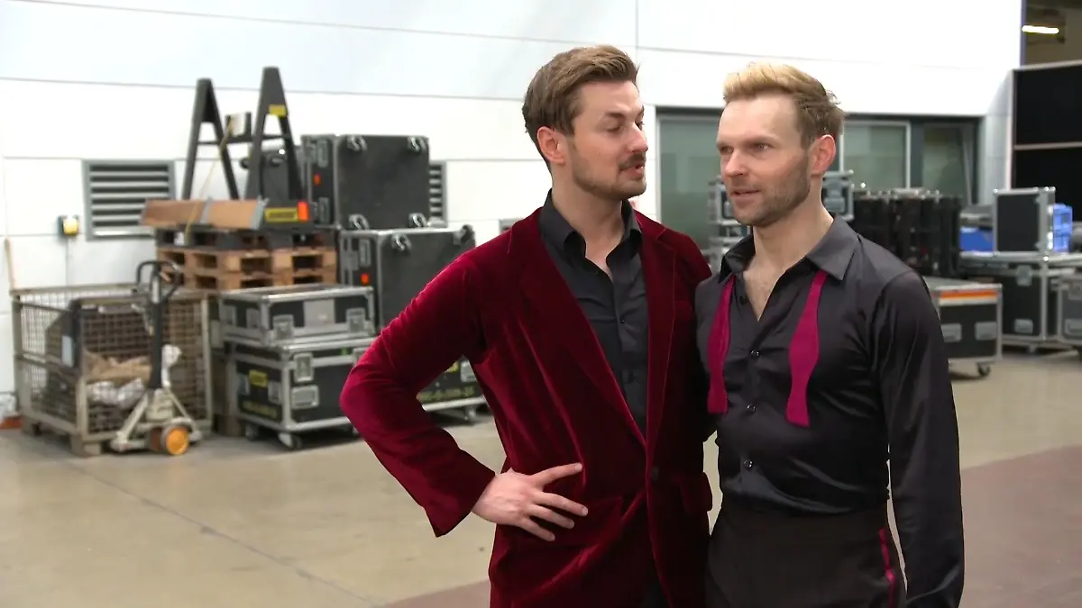 Nicolas Puschmann verliert mit Vadims "Fat-Camp" 4 cm Umfang Hartes "Let's Dance"-Training