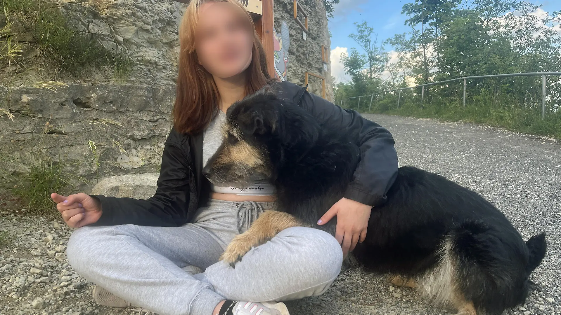 Die Vermisste Lilly-Joy Z. aus Hermsdorf ist zum Glück wieder aufgetaucht.