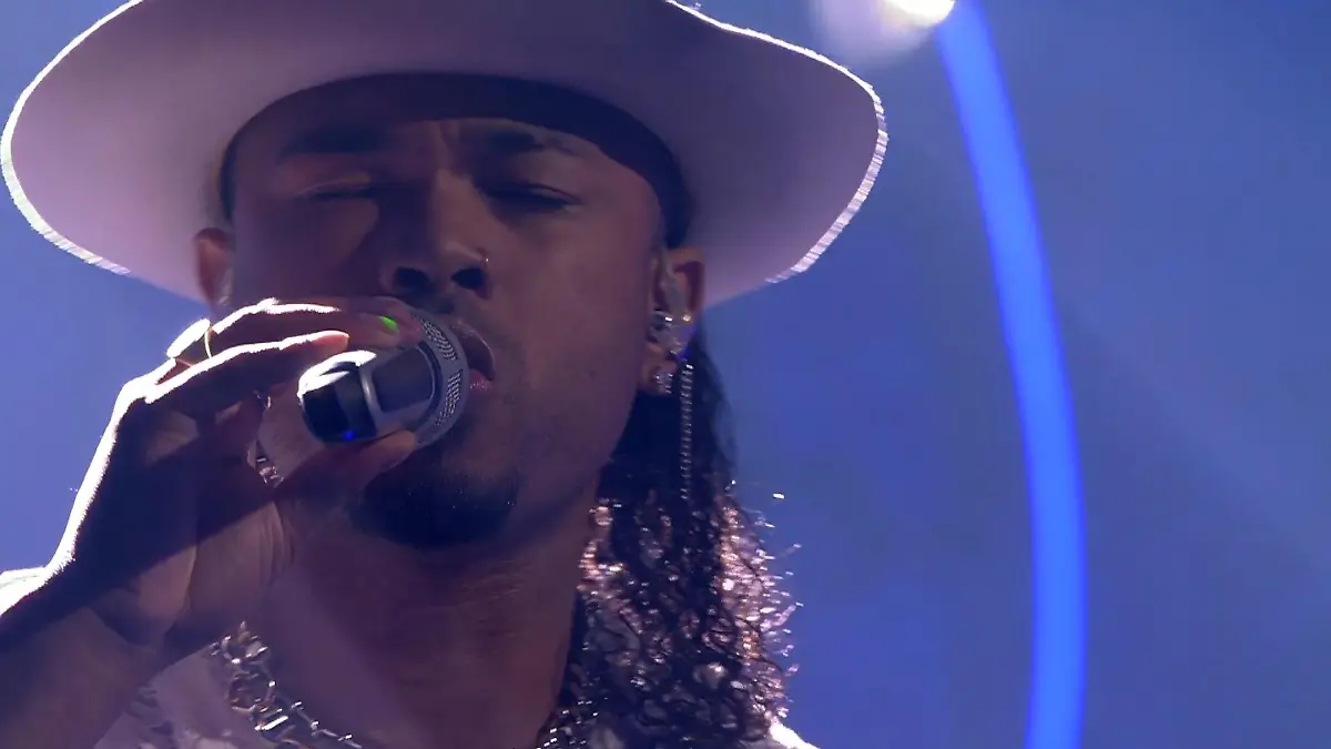 Karl Jeroboan haut die DSDS-Jury mit "Way Down We Go" um Der Mann mit der starken Stimme im Finale