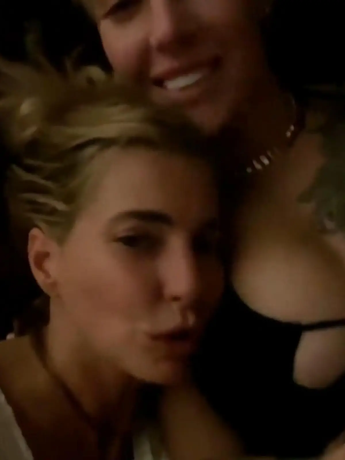 Bild zu: "Giulia Siegels verrückte Partynacht"