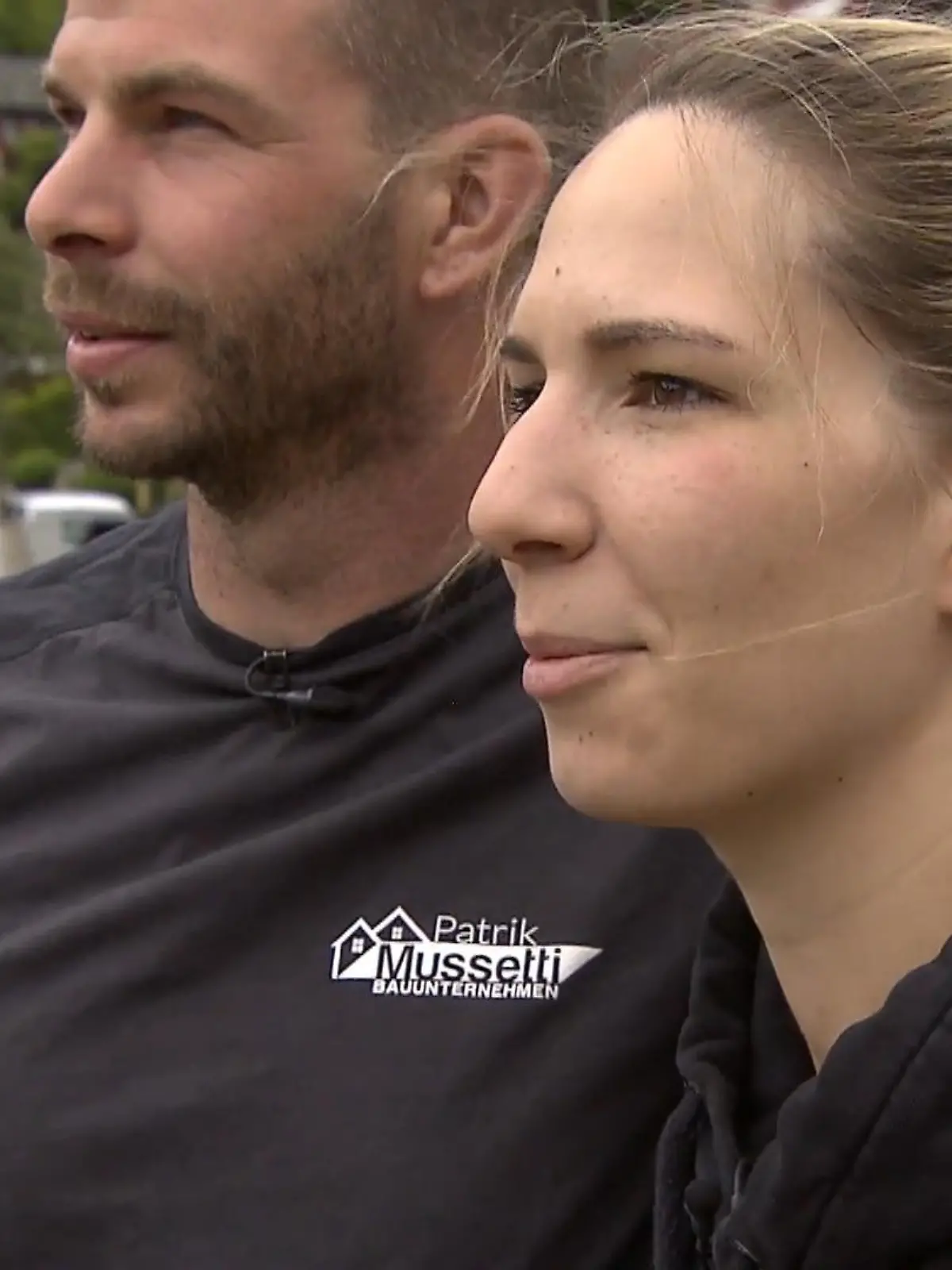 Die Flutkatastrophe im Juli 2021 nimmt vielen Menschen alles, was ihnen lieb ist. Tausende Bewohner des Ahrtals stehen vor den Trümmern ihrer Existenz – so auch die 25-jährige Fabienne Wagner. Doch was dann passiert, ist wie für Hollywood gemacht: Mitten in der Katastrophe findet sie ihre große Liebe.