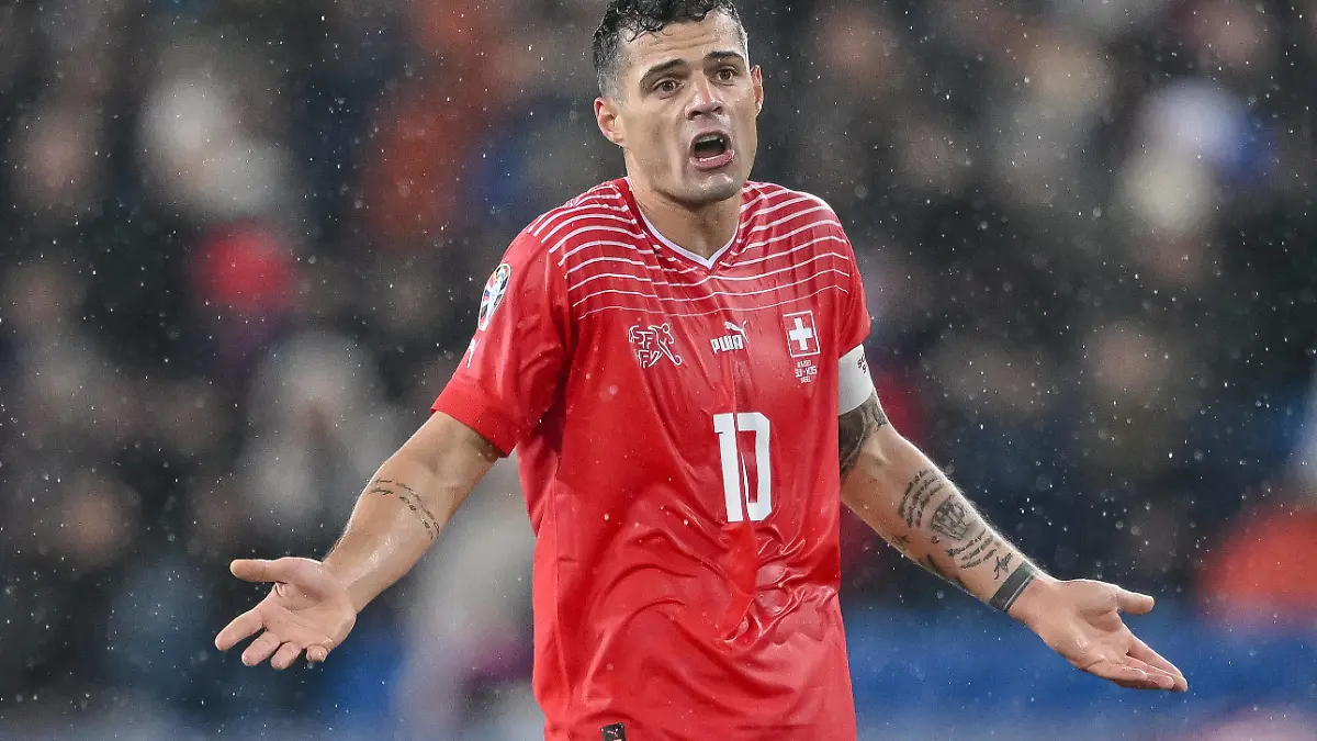 18.11.2023, Basel, Switzerland, St. Jakob-Park, Schweiz vs Kosovo - UEFA European Championship, EM, Europameisterschaft Qualification 2023/2024 Group I, Granit Xhaka Switzerland gestikuliert, gestik Foto H. Langer Basel St. Jakob-Park Switzerland *** 18 11 2023, Basel, Switzerland, St Jakob Park, Switzerland vs Kosovo UEFA European Championship Qualification 2023 2024 Group I, Granit Xhaka Switzerland gestures, gestures Photo H Langer Basel St Jakob Park Switzerland PUBLICATIONxINxGERxSUIxAUTxONLY / 541_SCHKOS20231118_020 / Langer-541