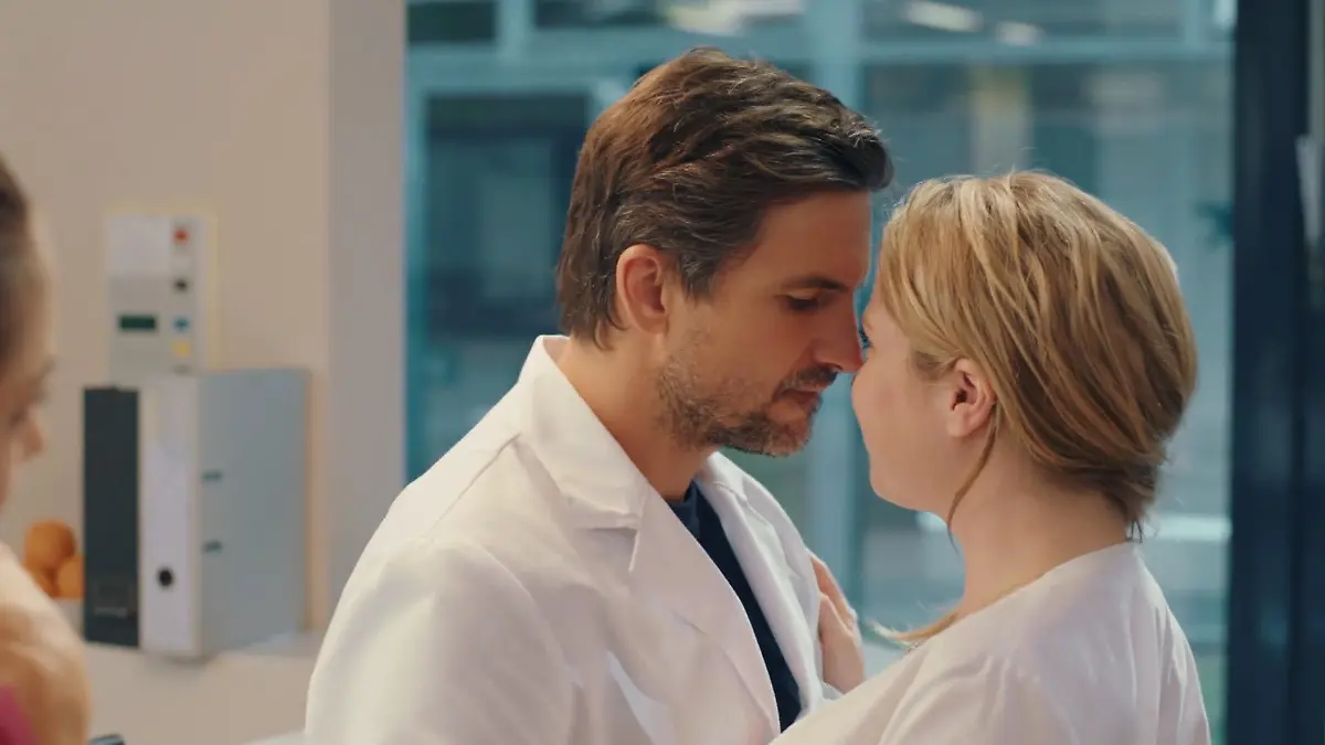 Herr und Frau Dr. Ash Alles nur gespielt?