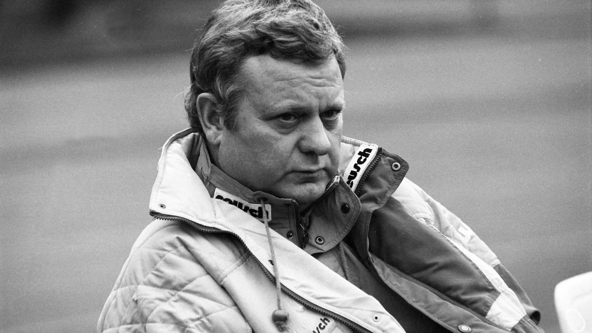 Bildnummer: 08843654 Datum: 23.10.1993 Copyright: imago/Ferdi Hartung
Trainer Jürgen Heinsch (FC Hansa Rostock) enttäuscht; 1010a Fussball 2. BL GER vneg vsw xsp ysf 1993 1994 quer Porträt Aufnahmedatum geschätzt
Image number 08843654 date 23 10 1993 Copyright imago Ferdi Hartung team manager Jürgen Heinsch FC Hansa Rostock disappointed 1010a Football 2 BL ger Vneg Vsw YSF 1993 1994 horizontal Portrait date estimated