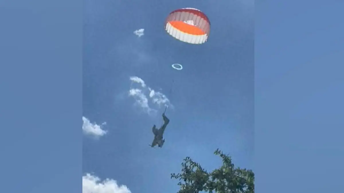 Kleinflugzeug stürzt mitten in Brügge ab Pilot überlebt
