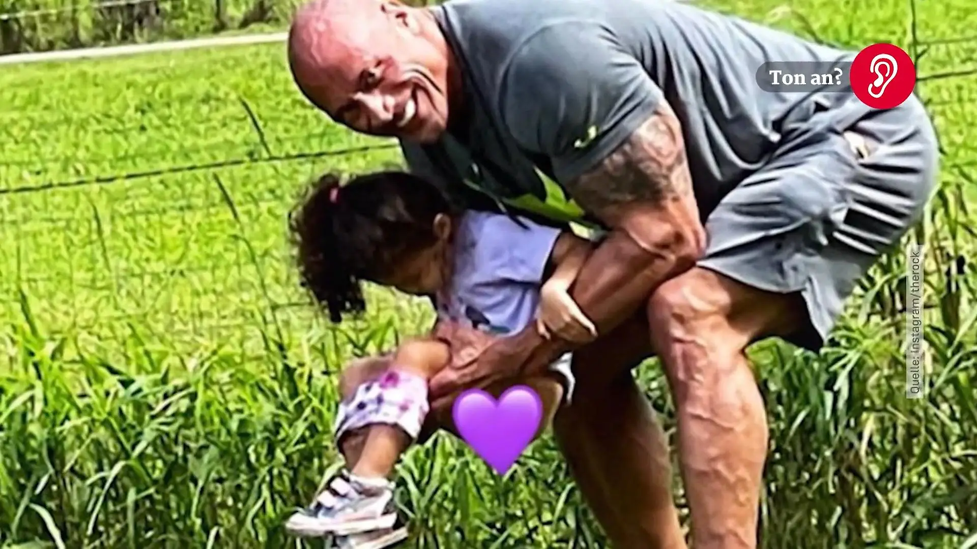 „The Rock“ schlägt seiner kleinen Tochter keinen Wunsch ab „Sie hat meine neuen weißen Sneaker vollgepinkelt“