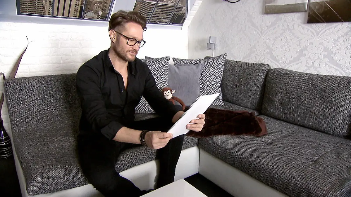 Nico Schwanz probiert neuen Bart-Trend aus Kennen Sie schon den Affenschwanzbart?