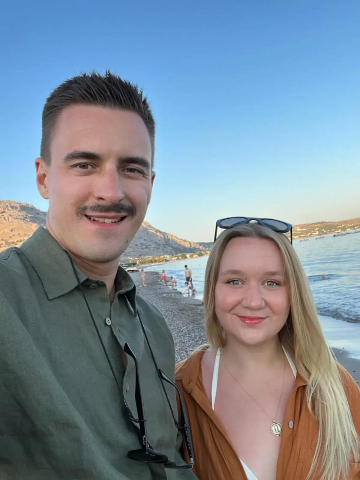 Nina E. und Thomas K. in ihrem Urlaub auf Rhodos.