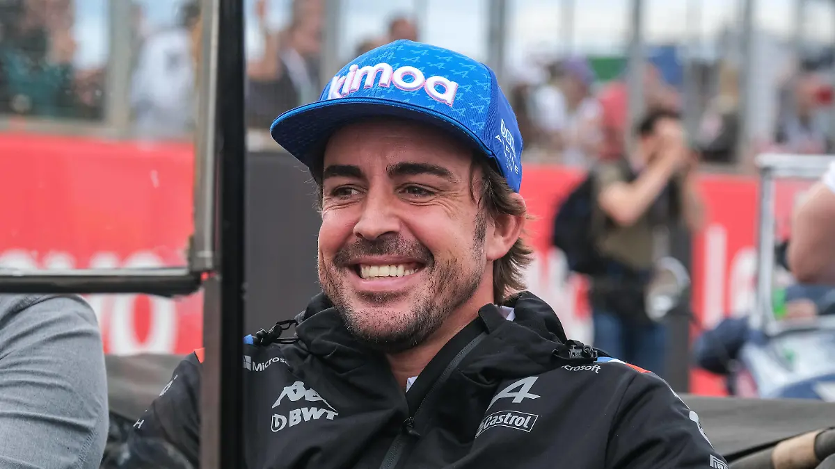  Fernando Alonso ESP, BWT Alpine F1 Team 14, Großer Preis von Großbritannien, Silverstone, Motorsport, Formel 1, Großer Preis von Großbritannien, Silverstone, Motorsport, Formel 1 Towcester *** Fernando Alonso ESP, BWT Alpine F1 Team 14 , British Grand Prix, Silverstone, Motorsport, Formula 1, British Grand Prix, Silverstone, Motorsport, Formula 1 Towcester Copyright: xEibner-Pressefotox