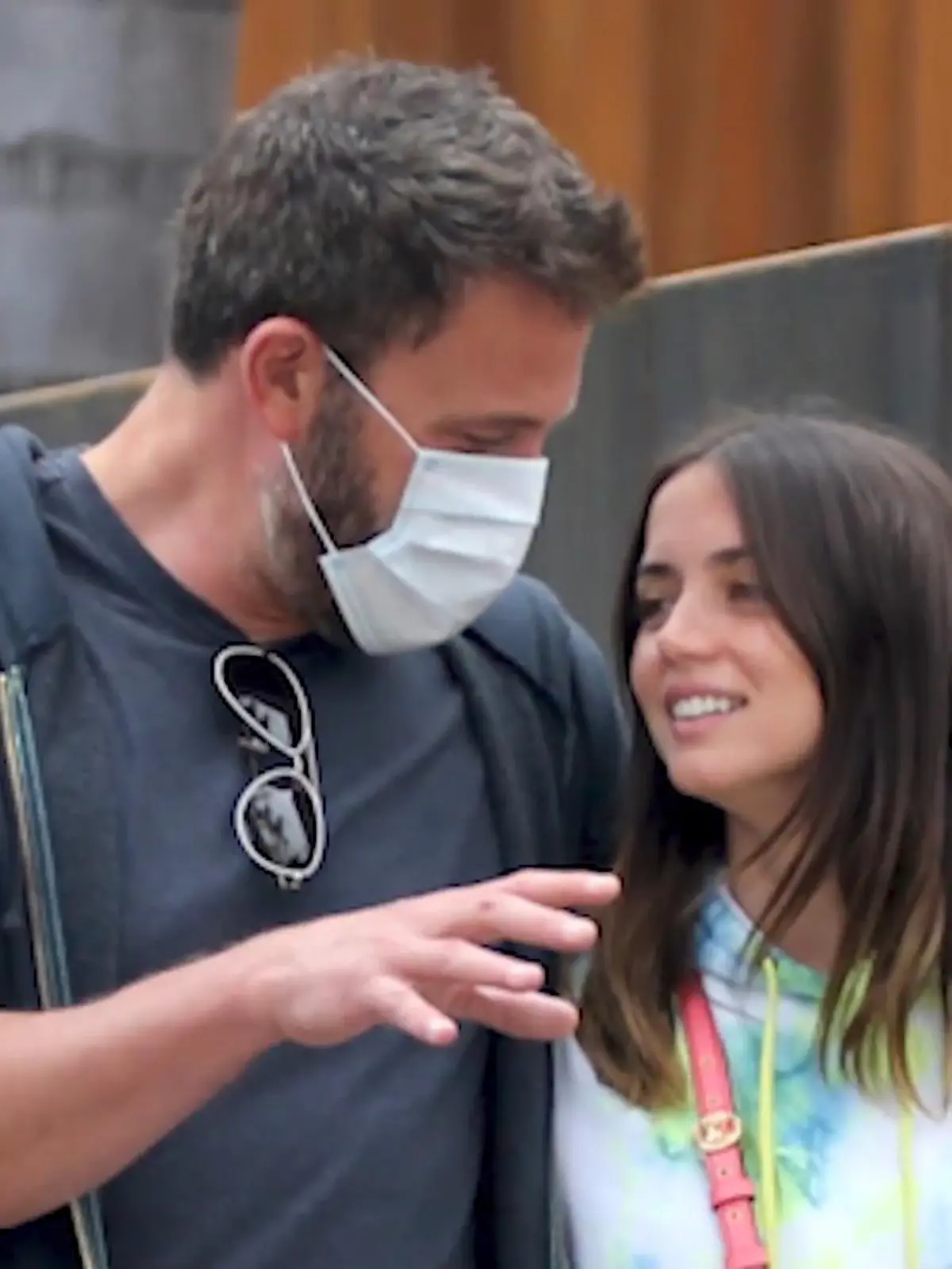 Bild zu: "Schmeißt Ben Affleck hier seine Ex in den Müll?"