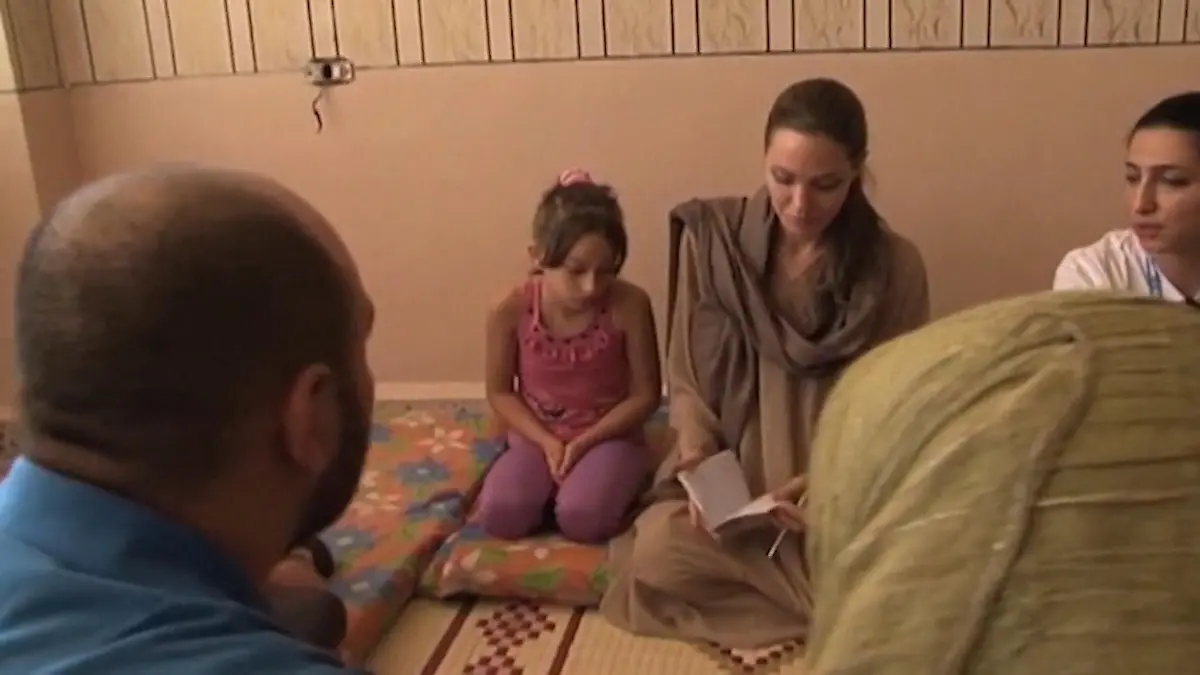 Angelina Jolie soll CIA-Agentin gewesen sein Statt Filmrolle eine echte Spionin?