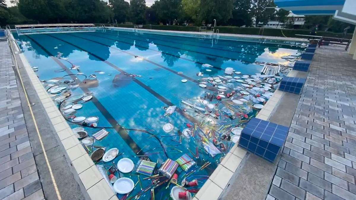 Vandalismus im Freibad Stockstadt am Rhein.