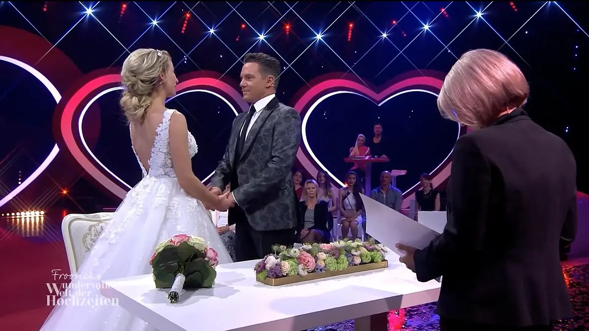 Der für sie perfekte Ort für den schönsten Tag ihres Lebens Stefans und Anna-Carinas TV-Hochzeit