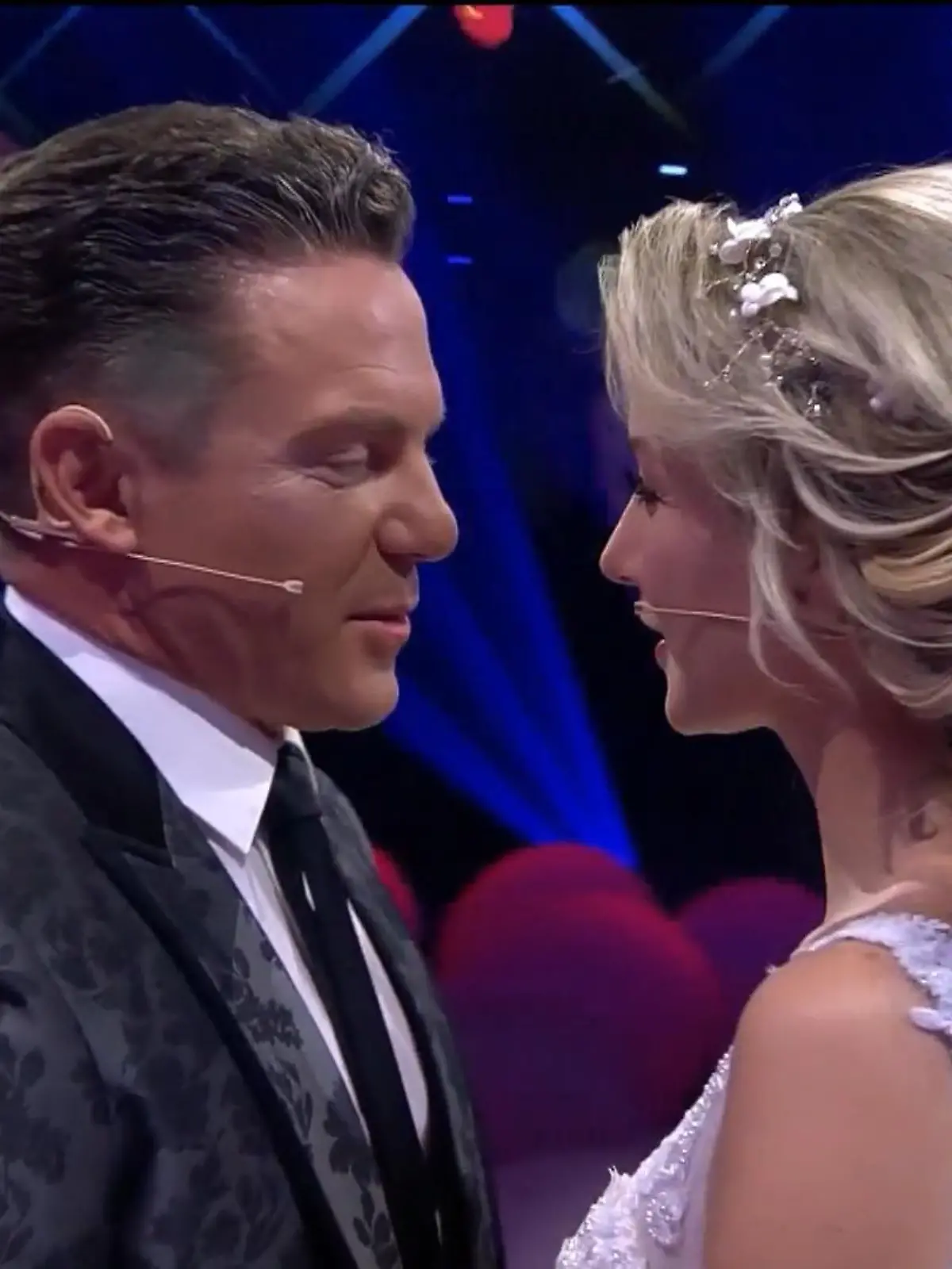 Bild zu: "Die TV-Hochzeit des Jahres 2020 sorgte für Schlagzeilen"