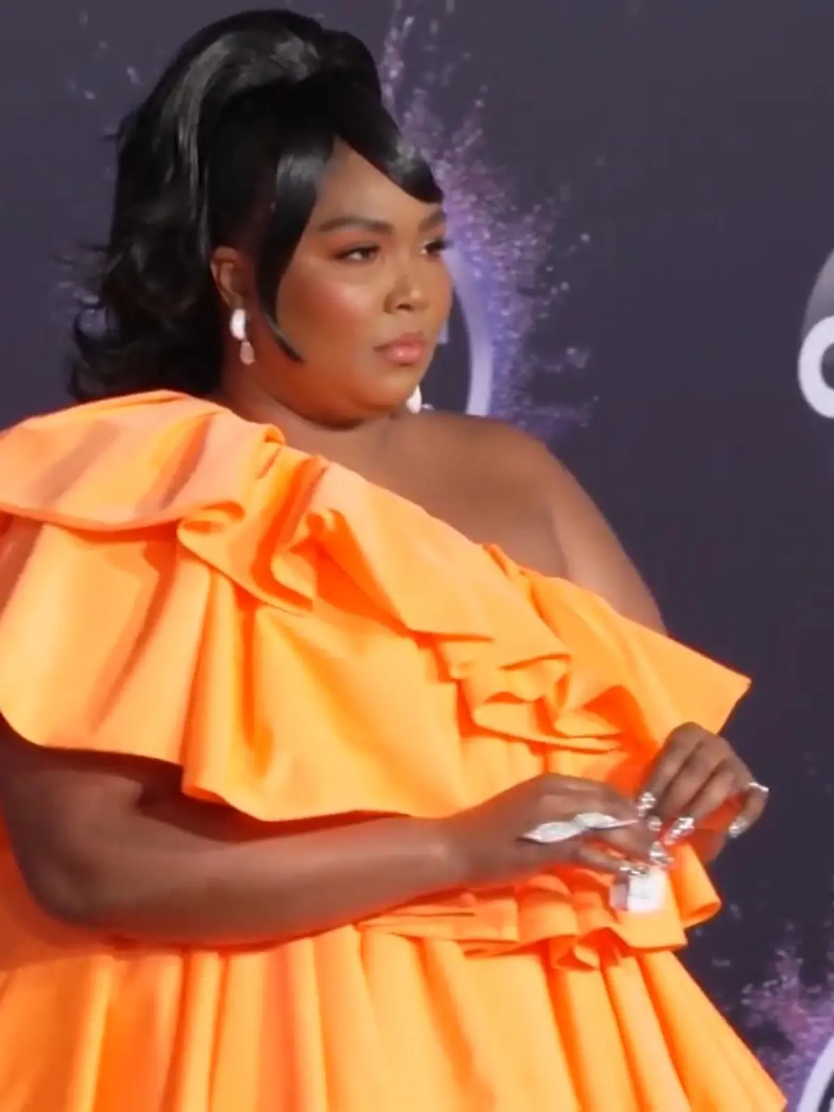 Bild zu: "Sängerin Lizzo spricht offen über ihre Selbstzweifel"