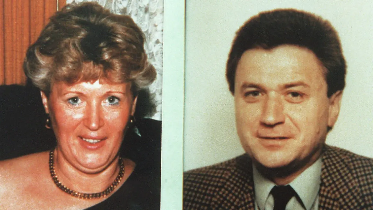 ARCHIV - Polizeifotos zeigen die 46 jährige Ingrid W. aus Uelzen und ihren 43-jährigen Freund, Bernd-Michael K. aus Hannover, die in einem Waldgebiet bei Göhrde (Niedersachsen) im Juni 1989 ermordet wurden. Nach der Aufklärung von zwei fast 30 Jahre zurückliegenden Doppelmorden in der Nähe von Lüneburg prüft die Polizei weitere ungelöste Fälle. (zu dpa "Polizei prüft nach Klärung von Göhrdemorden weitere ungelöste Fälle" vom 28.12.2017) Foto: -/dpa +++(c) dpa - Bildfunk+++