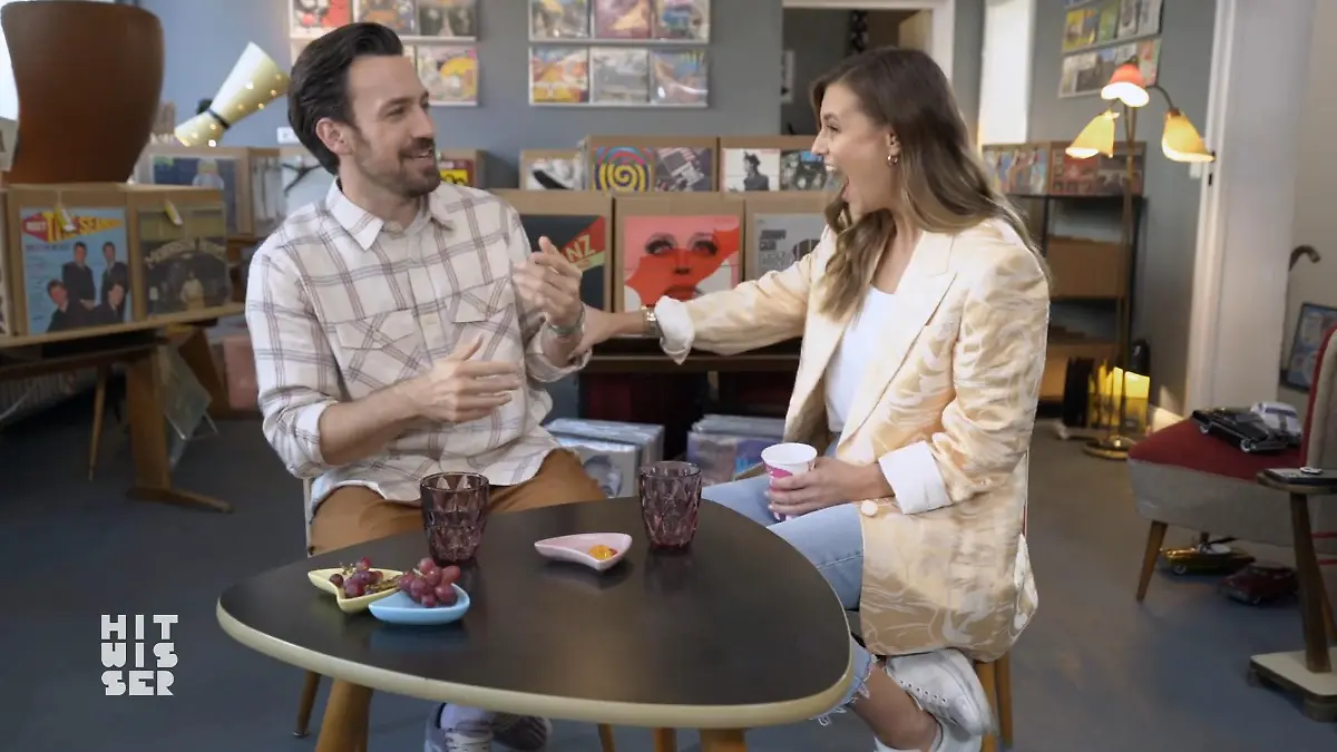 Jan Köppen hat Katy Perry geknutscht! What?! Das kann Laura Wontorra kaum glauben