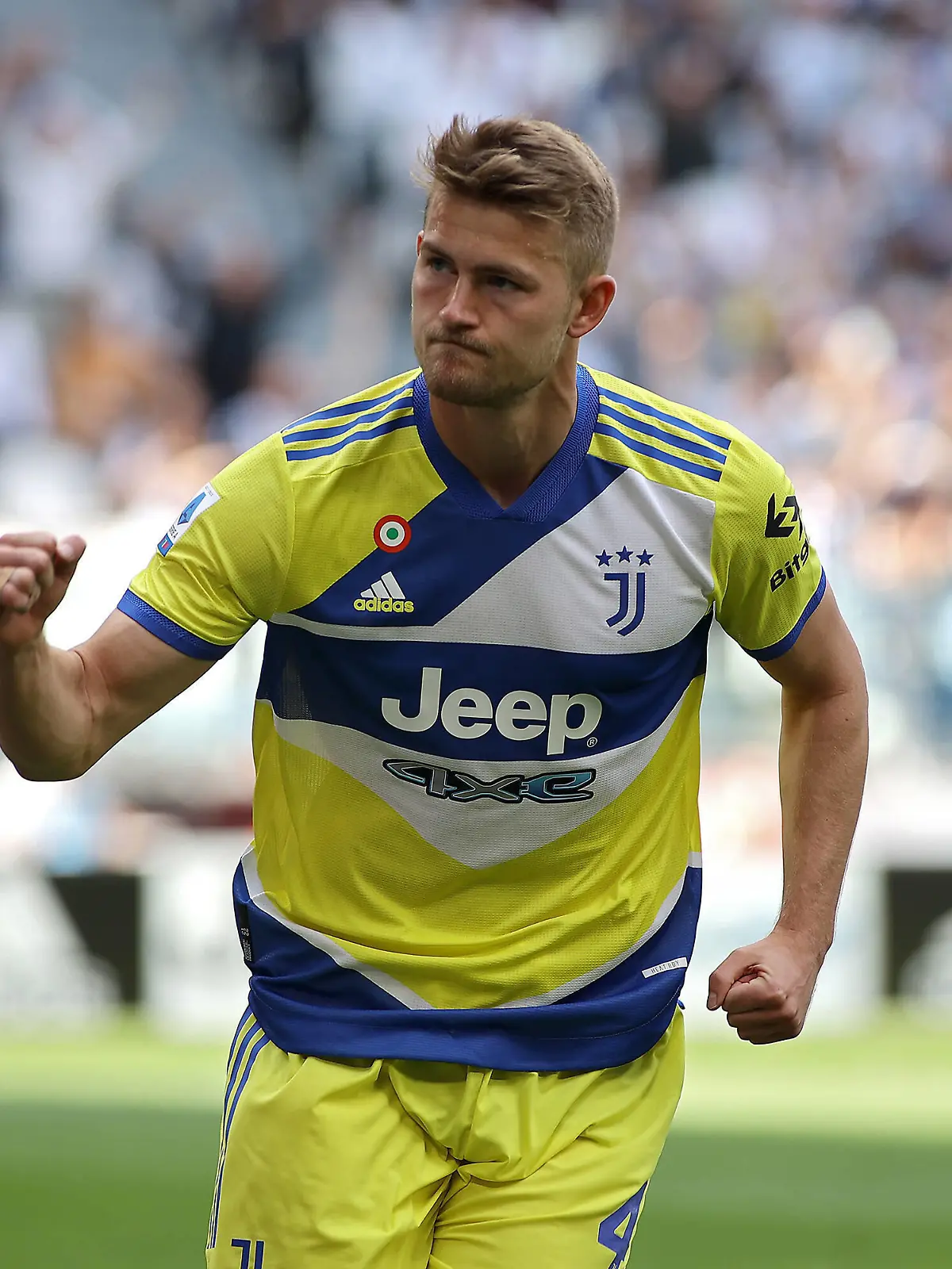  May 1, 2022, Turin, Italy: Turin, Italy, Allianz Stadium, May 01, 2022, Matthijs De Ligt Juventus FC cheering during Juventus FC vs Venezia FC - italian soccer Serie A match. italian soccer Serie A match - Juventus FC vs Venezia FC, Turin, Italy PUBLICATIONxINxGERxSUIxAUTxONLY - ZUMAl164 20220501_zsa_l164_815 Copyright: xClaudioxBenedettox