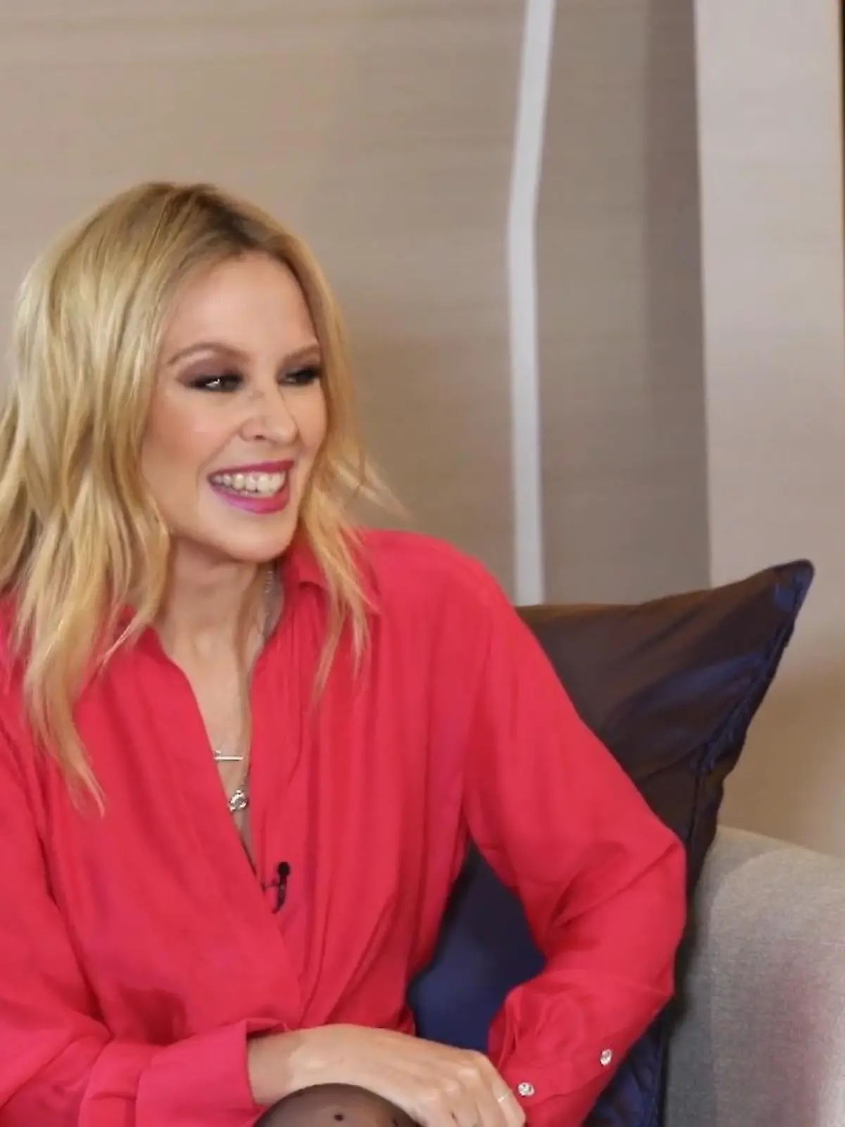 Bild zu: "Unser Reporter bringt Kylie Minogue zum Tanzen"