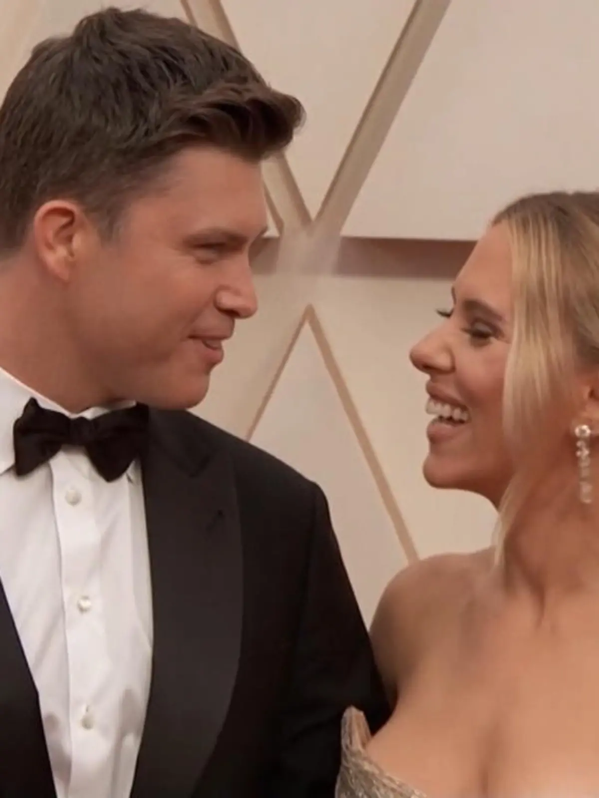 Bild zu: "Scarlett Johansson und Colin Jost haben geheiratet"