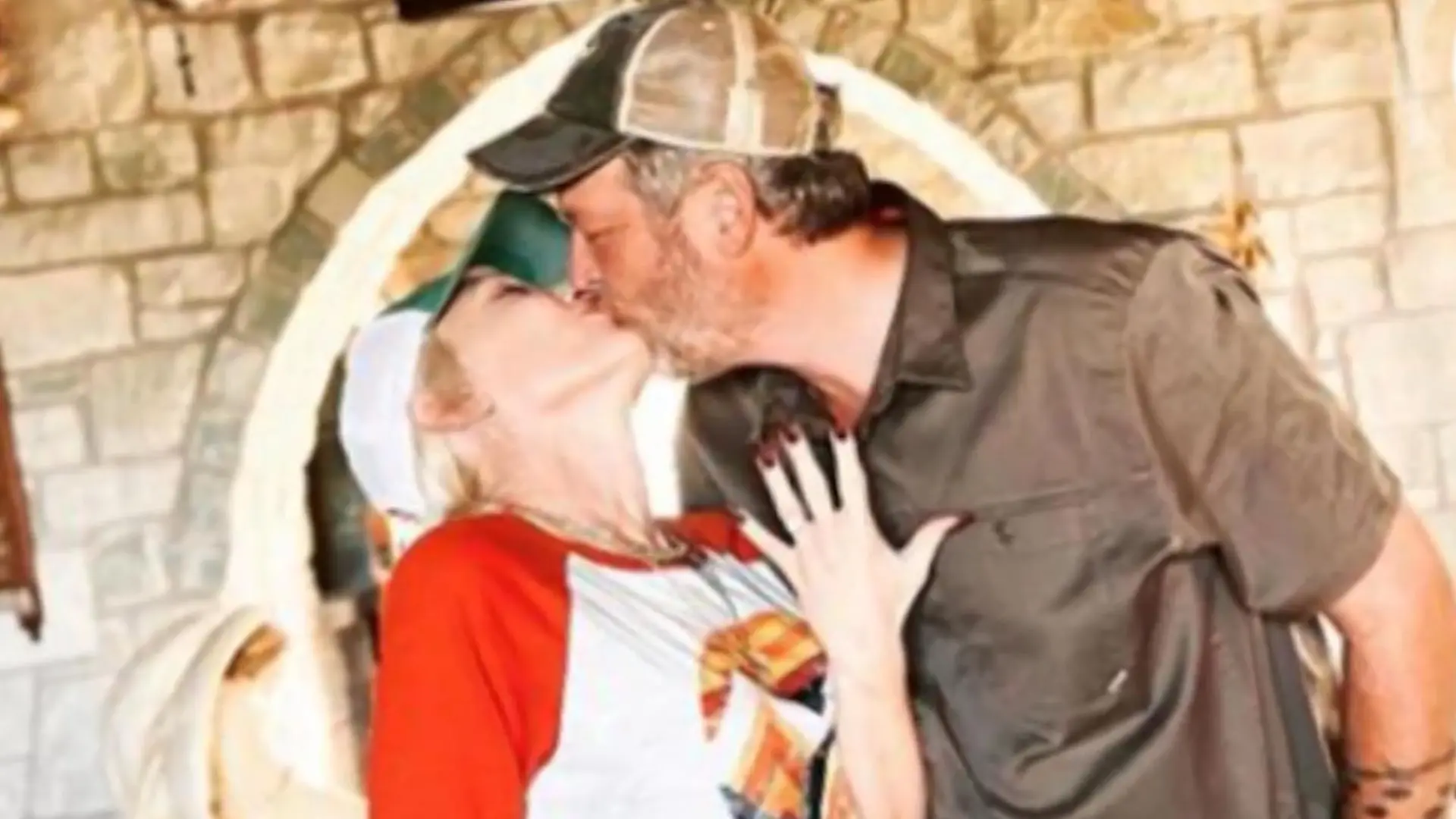 Gwen Stefani und Blake Shelton sind verlobt Gwen rettet Blakes 2020 mit einem Ja!