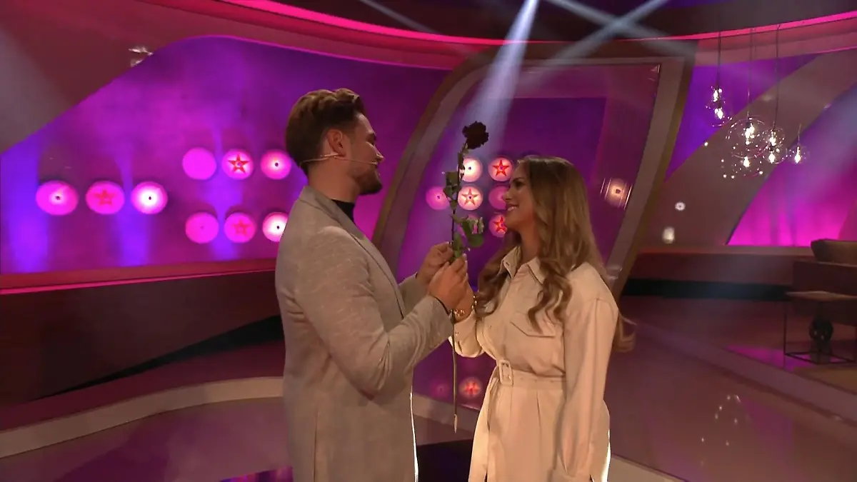 Johannes Haller & Jessica Paszka sind ein Paar! Endlich zeigen sie ihre Liebe