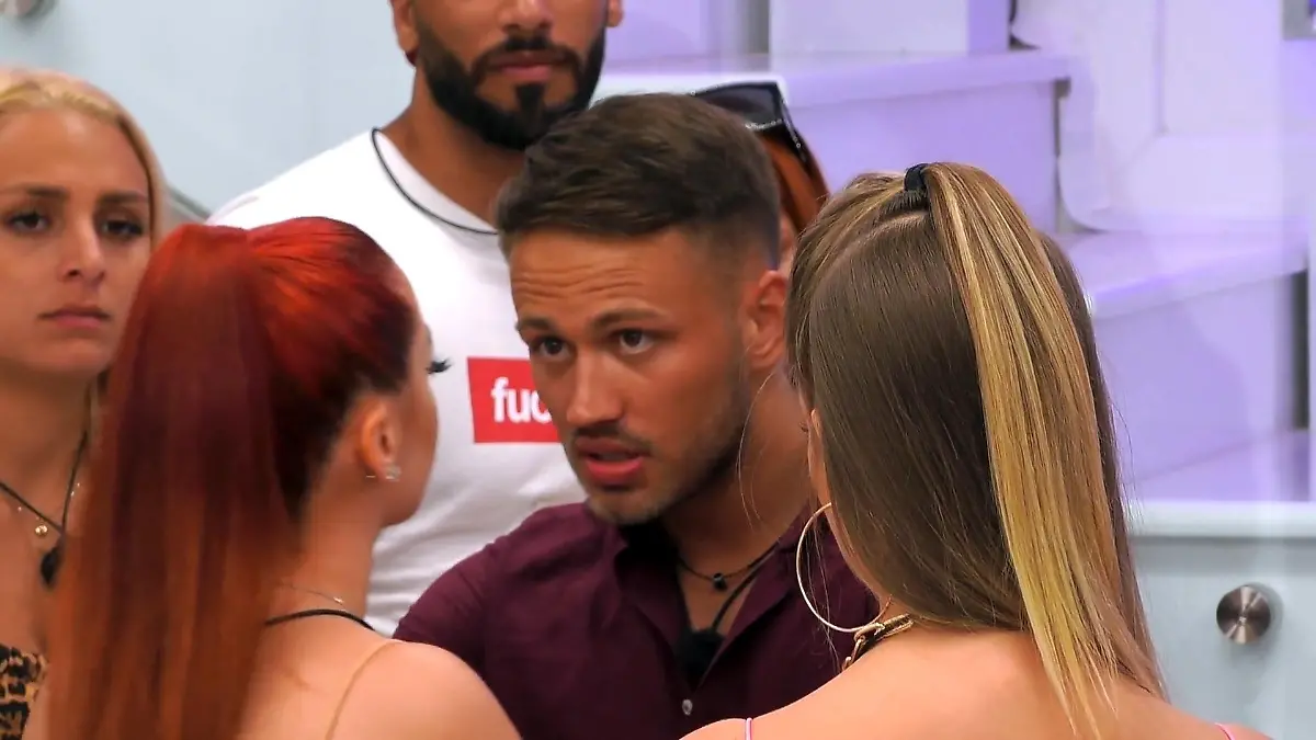 Falks Exit bricht Georgia das Herz Bitterer Abschied bei "Ex on the Beach"