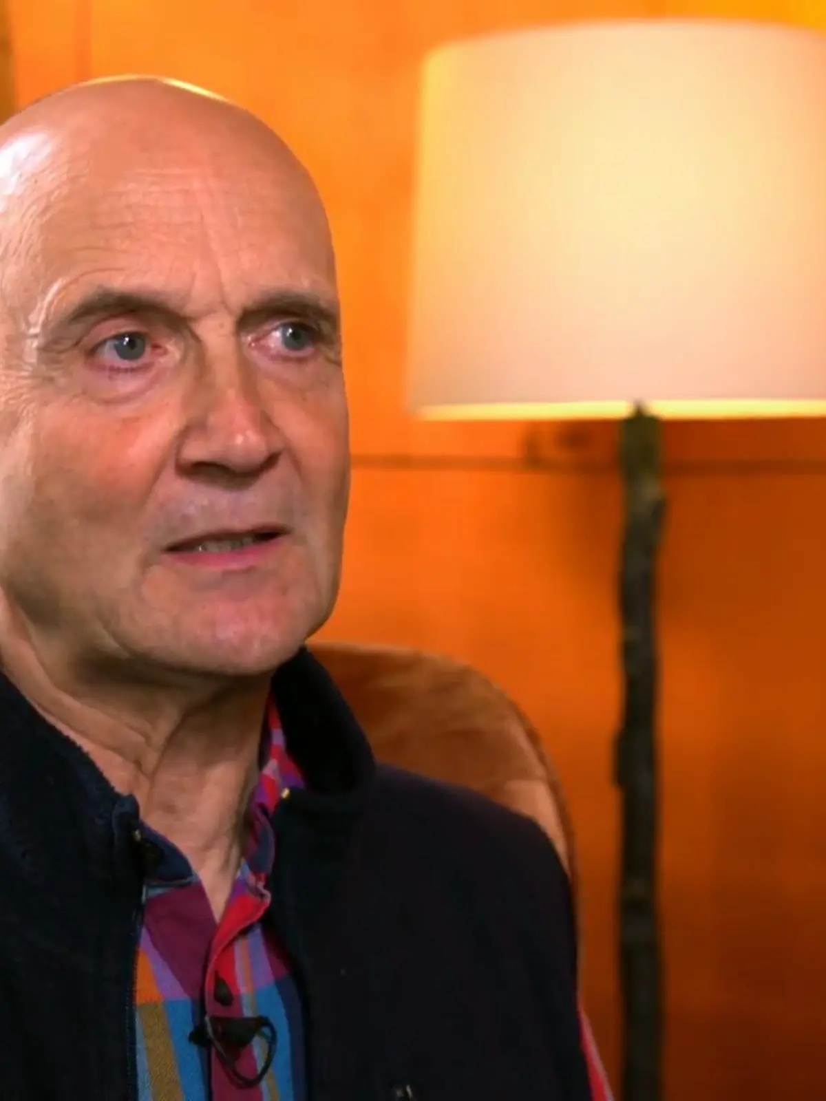 Bild zu: "Bildender Künstler Robert sucht MitbewohnerIn"