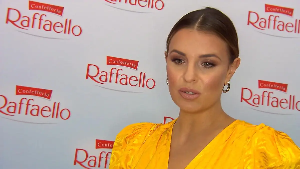 Laura Wontorra ist "fassungslos und schockiert" Familienhund starb nach Vergiftung