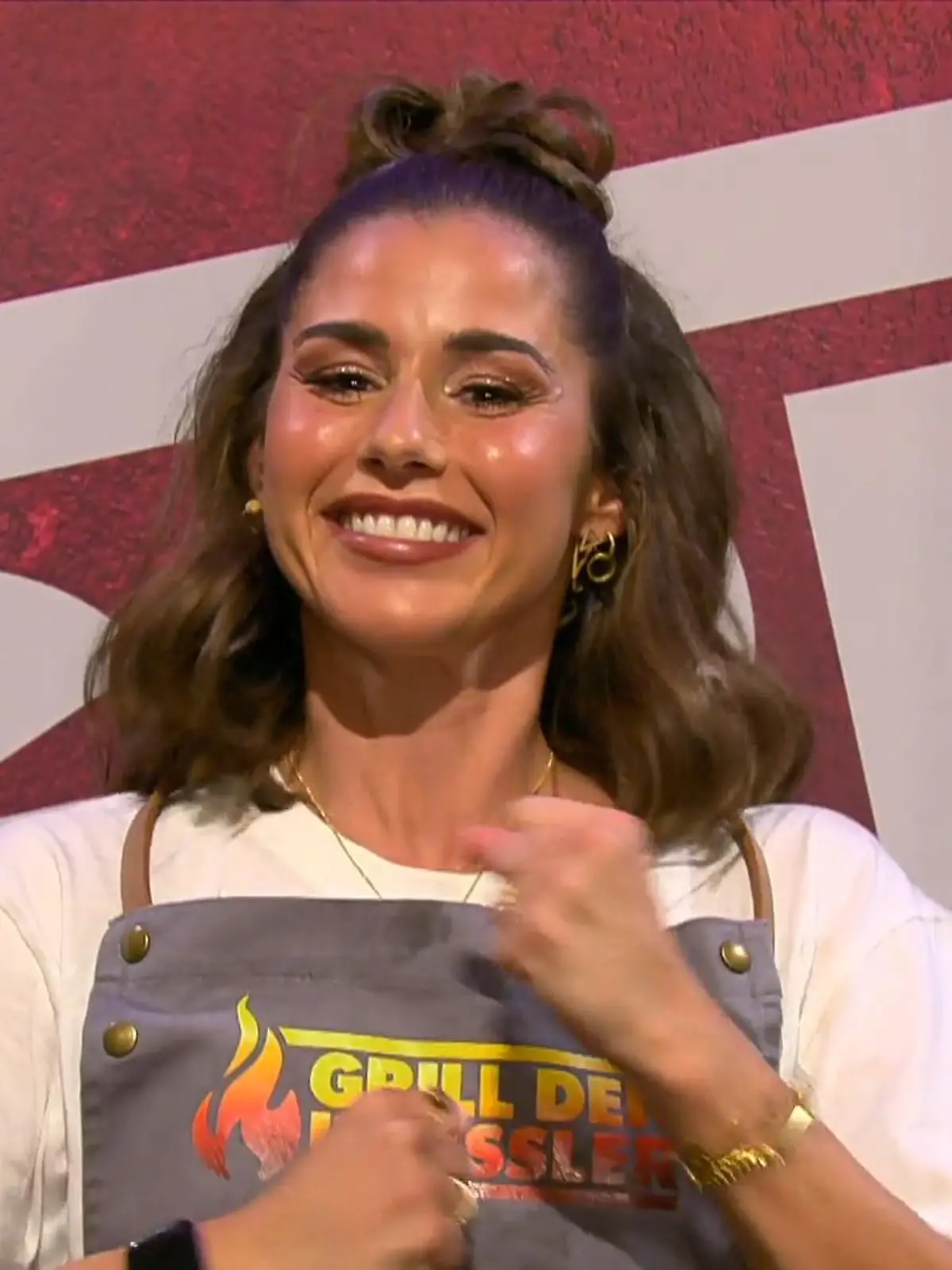 Bild zu: "Sarah Lombardi kocht zum dritten Mal gegen Steffen Henssler."