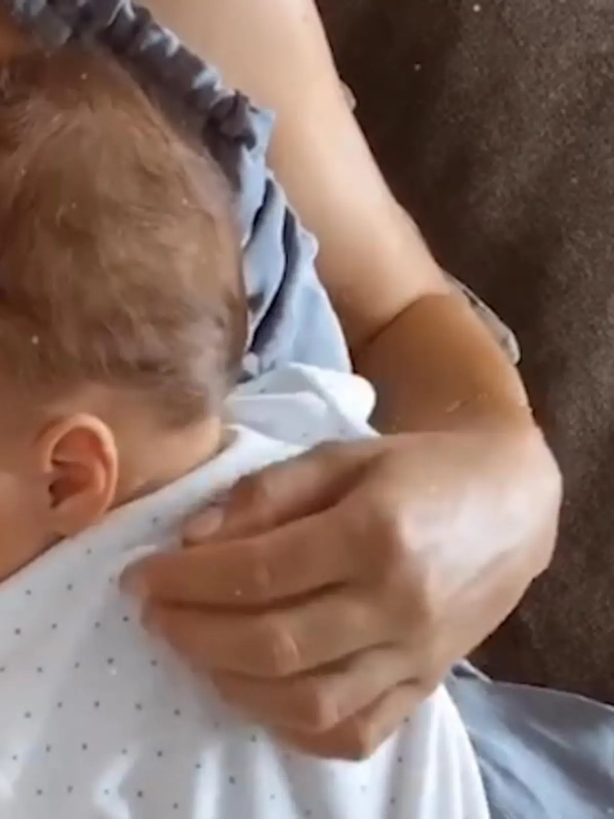 Bild zu: "Kuschelzeit bei den Götzes"