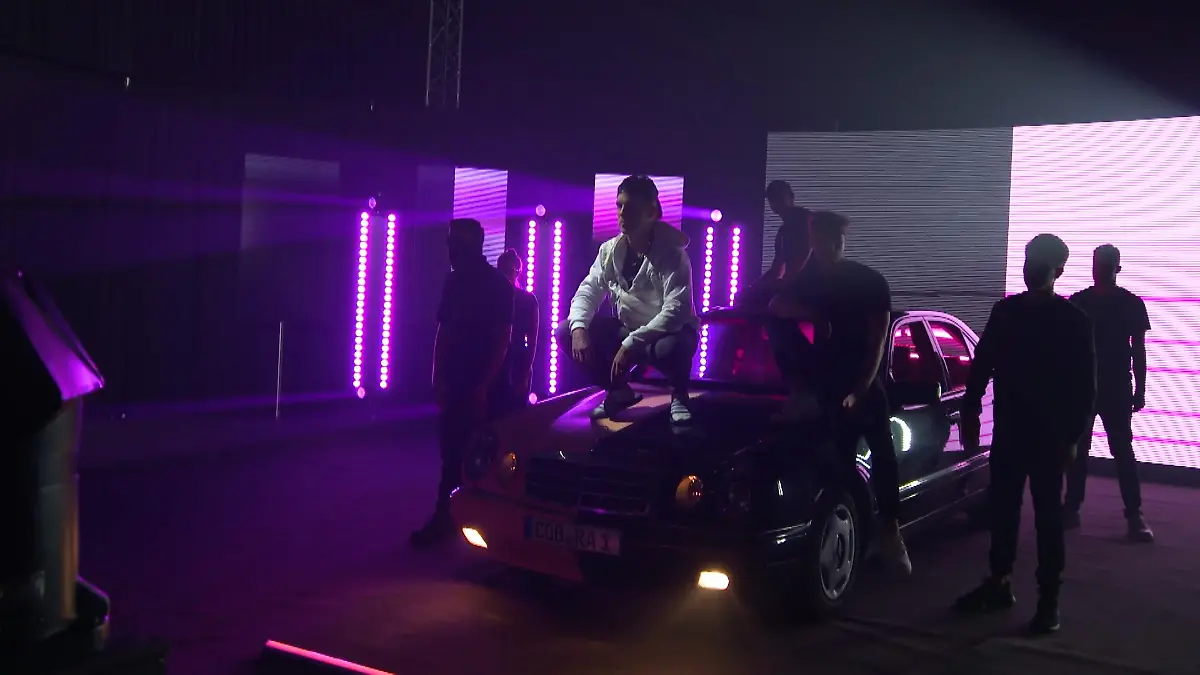 So ist die Idee zum Song "Influenza" entstanden Oliver und Amira Pocher als Gangster-Rapper