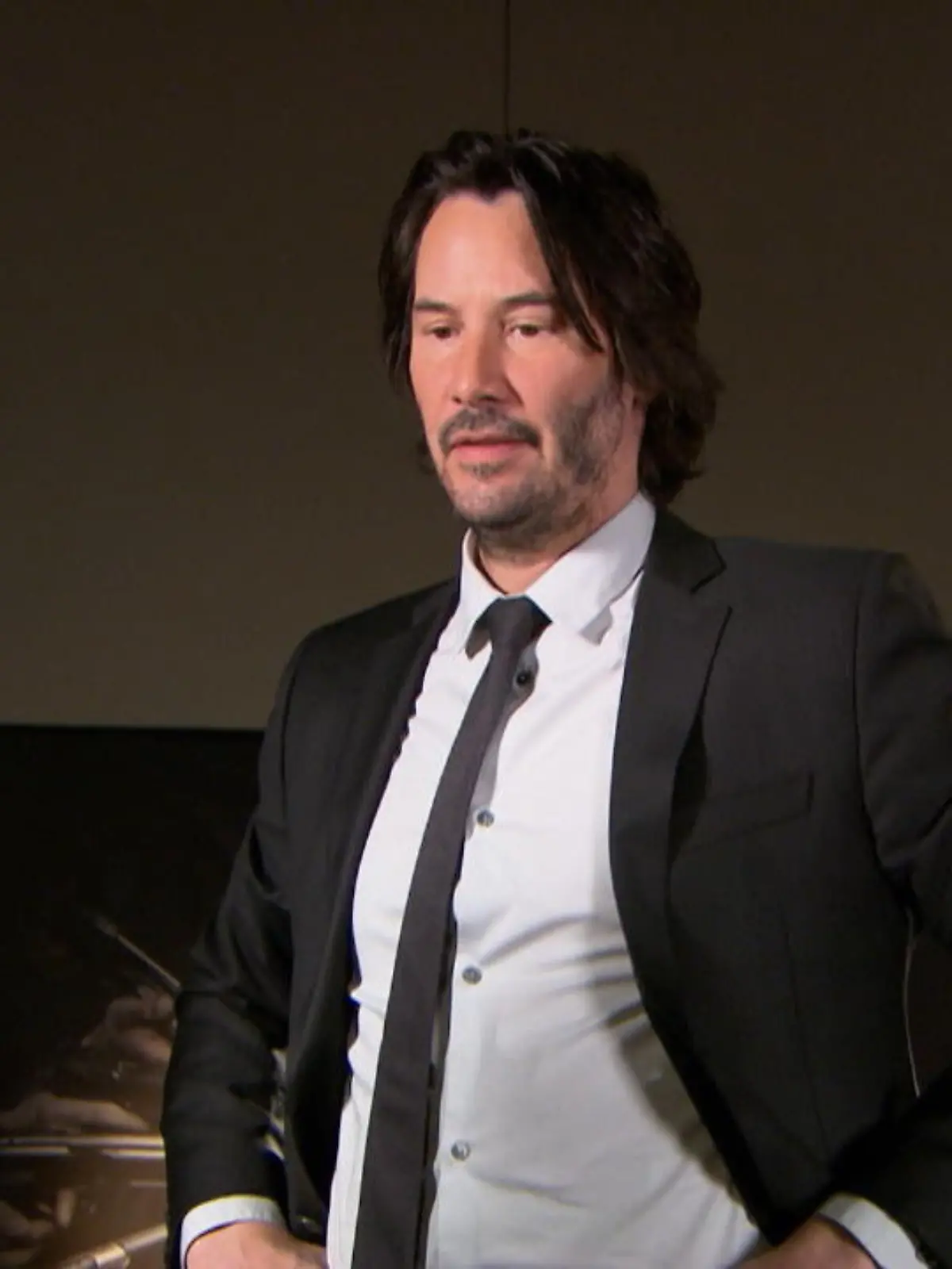 Bild zu: "Keanu Reeves mit Update zu Matrix-Dreh während Corona"