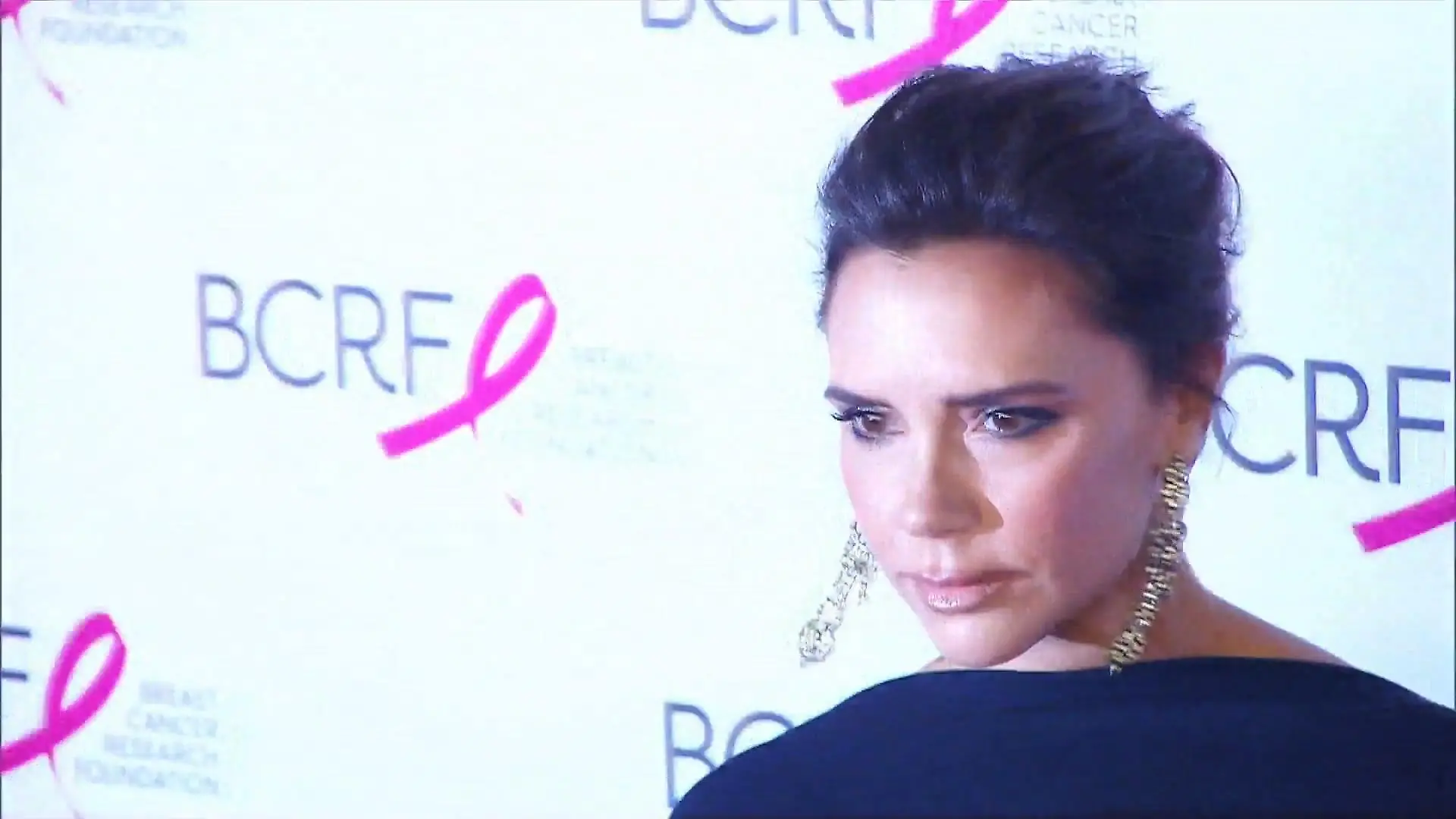 Victoria Beckham muss 20 Mitarbeiter feuern Modelabel von Corona-Krise hart getroffen