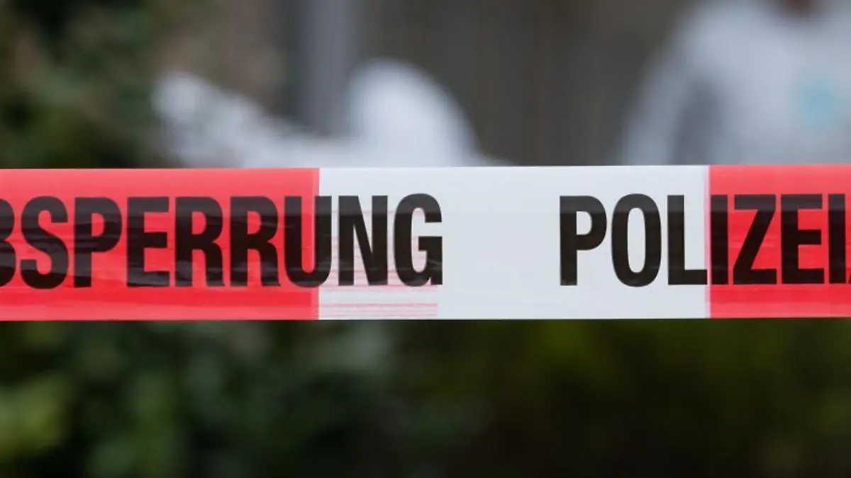 Symbolbild einer Polizeiabsperrung
