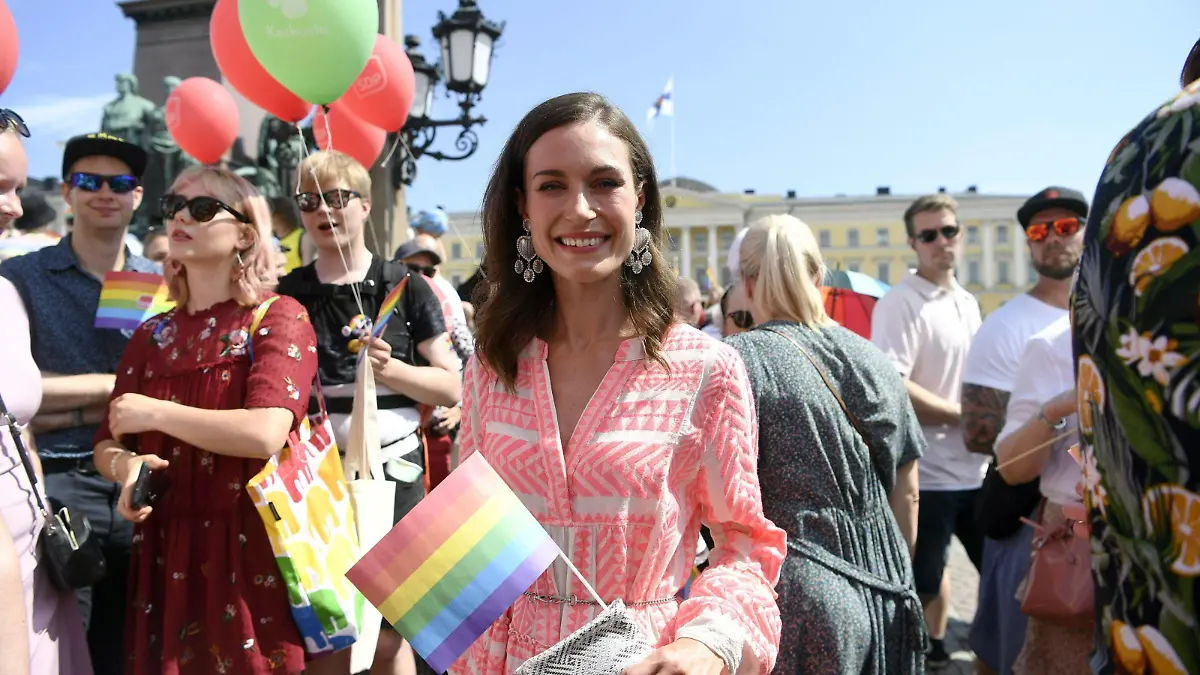  Finnish Prime Minister Sanna Marin participates in the Helsinki Pride 2022 march in Helsinki, Finland, on July 2, 2022. Helsinki Finland PUBLICATIONxNOTxINxSUIxAUTxFRAxKORxJPNxSWExNORxFINxDENxNED Copyright: xSaaraxPeltolax LKLAPS20220702123704U062