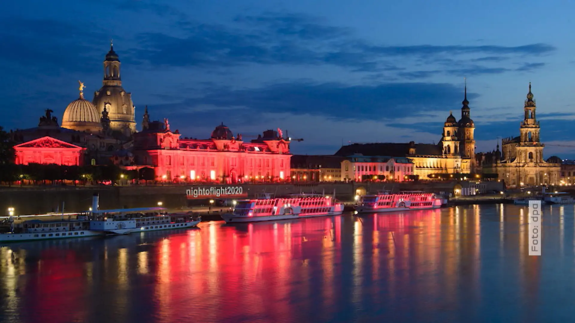 Night of Lights: Veranstaltungsbranche setzt ein Zeichen Bundesweit erstrahlen Gebäude in rot