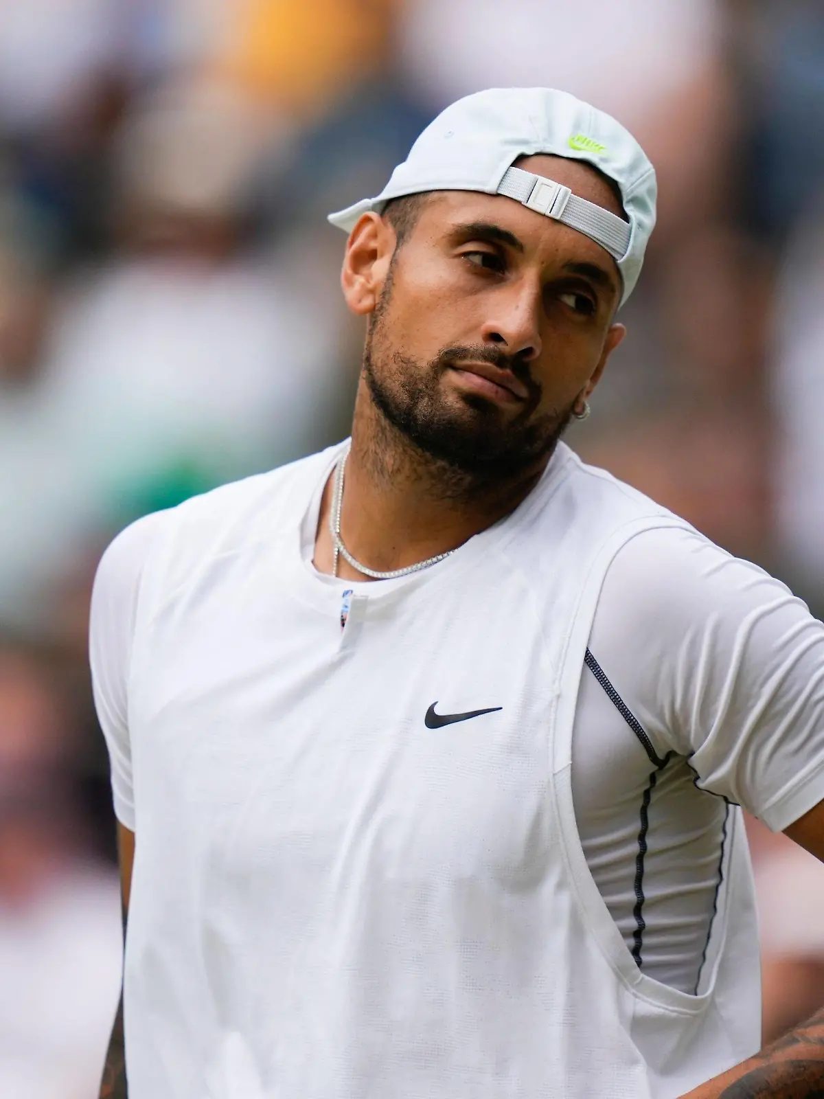  Mandatory Credit: Photo by Dave Shopland/Shutterstock 13018039ay Nick Kyrgios reacts during his quarter final match Wimbledon Tennis Championships, Day 10, The All England Lawn Tennis and Croquet Club, London, UK - 06 Jul 2022 Wimbledon Tennis Championships, Day 10, The All England Lawn Tennis and Croquet Club, London, UK - 06 Jul 2022 PUBLICATIONxINxGERxSUIxAUTXHUNxGRExMLTxCYPxROMxBULxUAExKSAxONLY Copyright: xDavexShopland/Shutterstockx 13018039ay