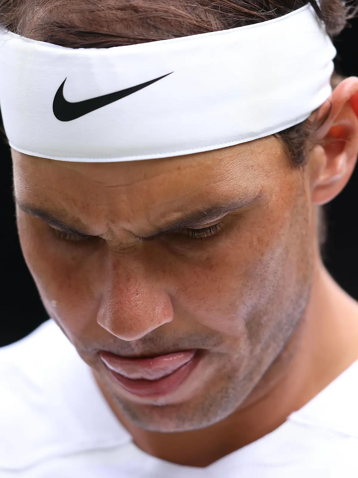  Mandatory Credit: Photo by Mark Greenwood/IPS/Shutterstock 13020448u Rafael Nadal ESP during his Quarter-Final match against Taylor Fritz USA Wimbledon Championships 2022, Day 10, All England Lawn Tennis & Croquet Club, Church Rd, London, United Kingdom - 6th July 2022 Wimbledon Championships 2022, Day 10, All England Lawn Tennis & Croquet Club, Church Rd, London, United Kingdom - 6th July 2022 PUBLICATIONxINxGERxSUIxAUTXHUNxGRExMLTxCYPxROMxBULxUAExKSAxONLY Copyright: xMarkxGreenwood/IPS/Shutterstockx 13020448u