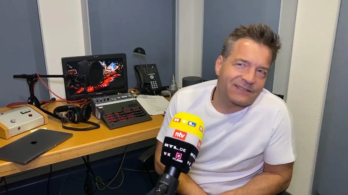 ER ist die Stimme von "Let's Dance"! Let's Dance-Stimme: Patrick Linke