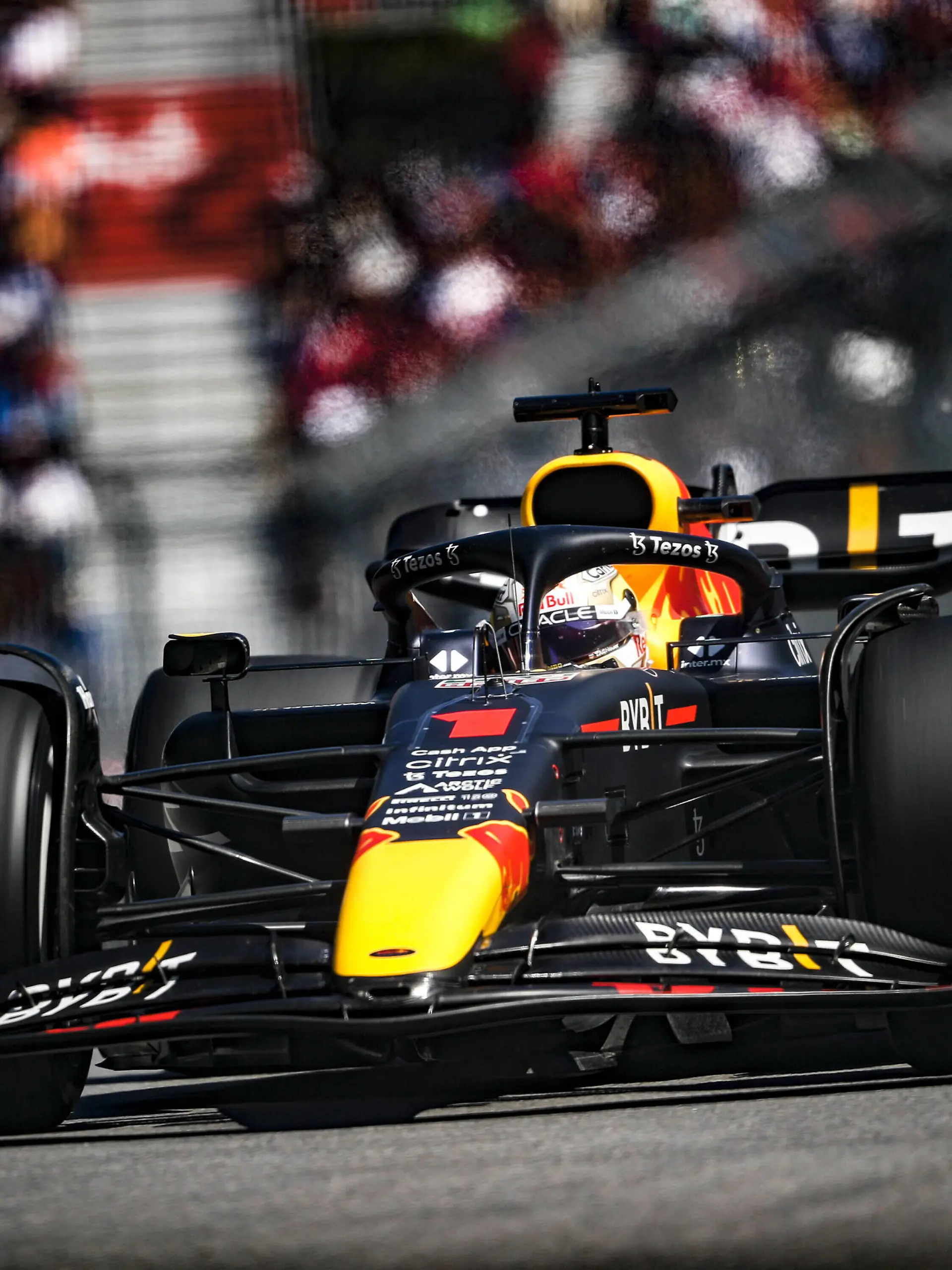  01 VERSTAPPEN Max nld, Red Bull Racing RB18, action during the Formula 1 AWS Grand Prix du Canada 2022, 9th round of the 2022 FIA Formula One World Championship, WM, Weltmeisterschaft on the Circuit Gilles Villeneuve, from June 17 to 19, 2022 in Montreal, Canada - F1 - CANADIAN GRAND PRIX 2022 - RACE DPPI/Panoramic PUBLICATIONxNOTxINxFRAxITAxBEL _V2_6428