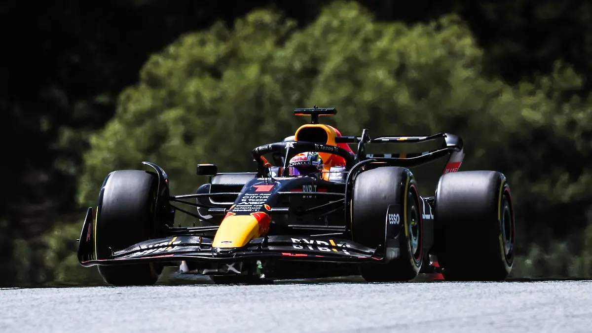  Formula 1 2022: Austrian GP RED BULL RING, AUSTRIA - JULY 08: Max Verstappen, Red Bull Racing RB18 during the Austrian GP at Red Bull Ring on Friday July 08, 2022 in Spielberg, Austria. Photo by Glenn Dunbar / LAT Images Images PUBLICATIONxINxGERxSUIxAUTxHUNxONLY GP2211_123141177A5157
