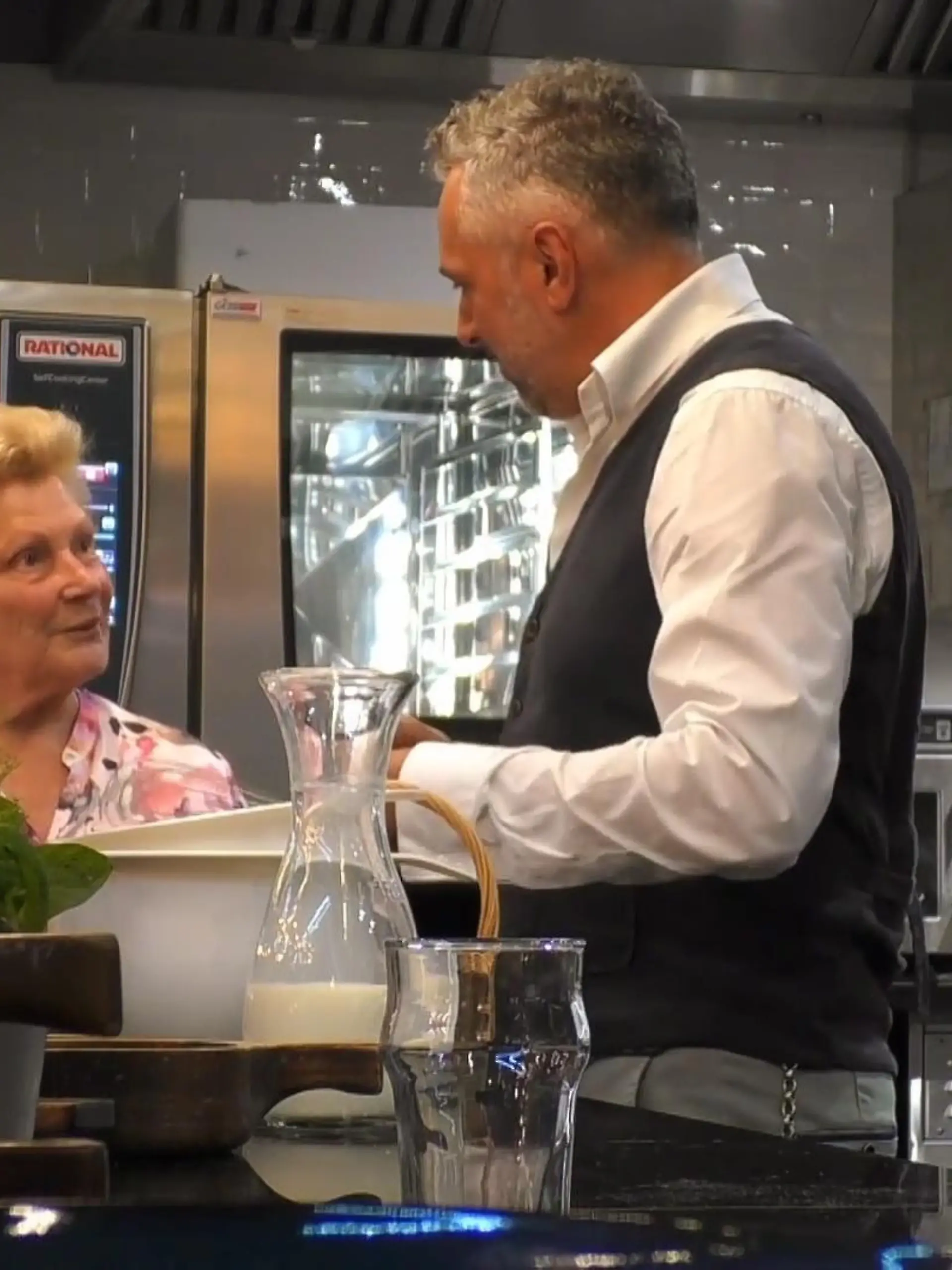 Bild zu: "Persönliches Umsorgen ist das A und O im First Dates Hotel"